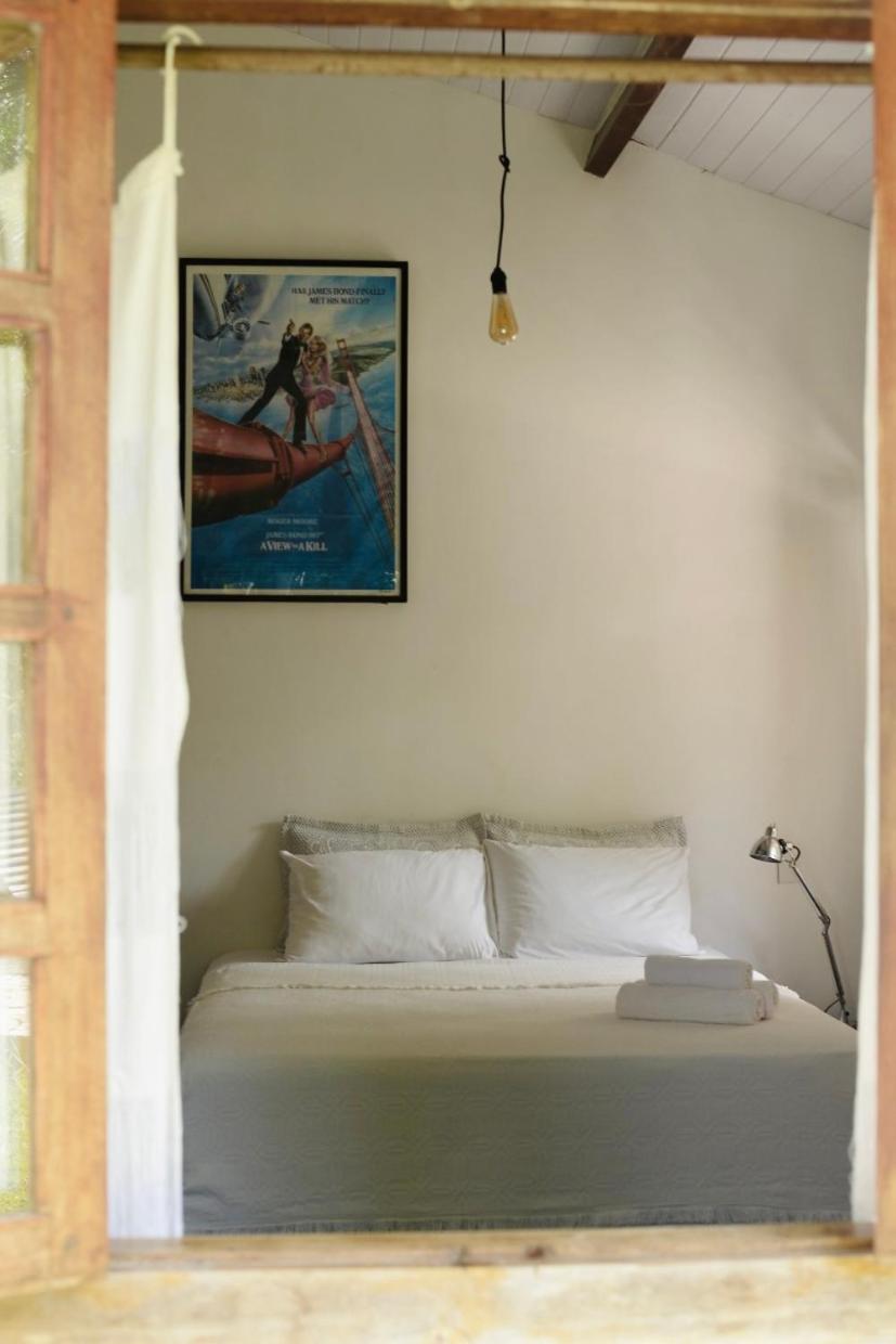 Suite with Pool View - Photo 9