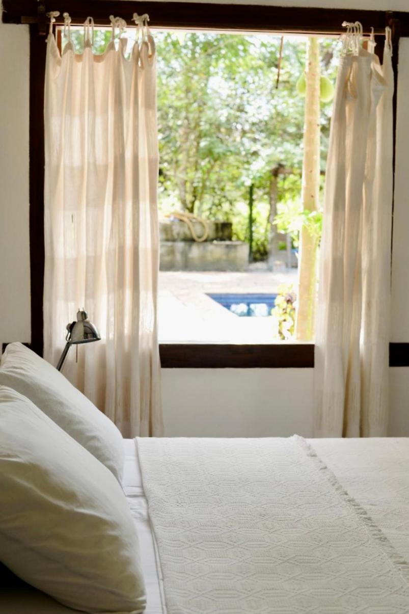 Suite with Pool View - Photo 10