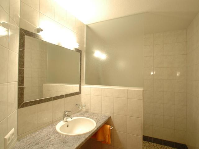 Two-Bedroom Apartment with Terrace photo 3