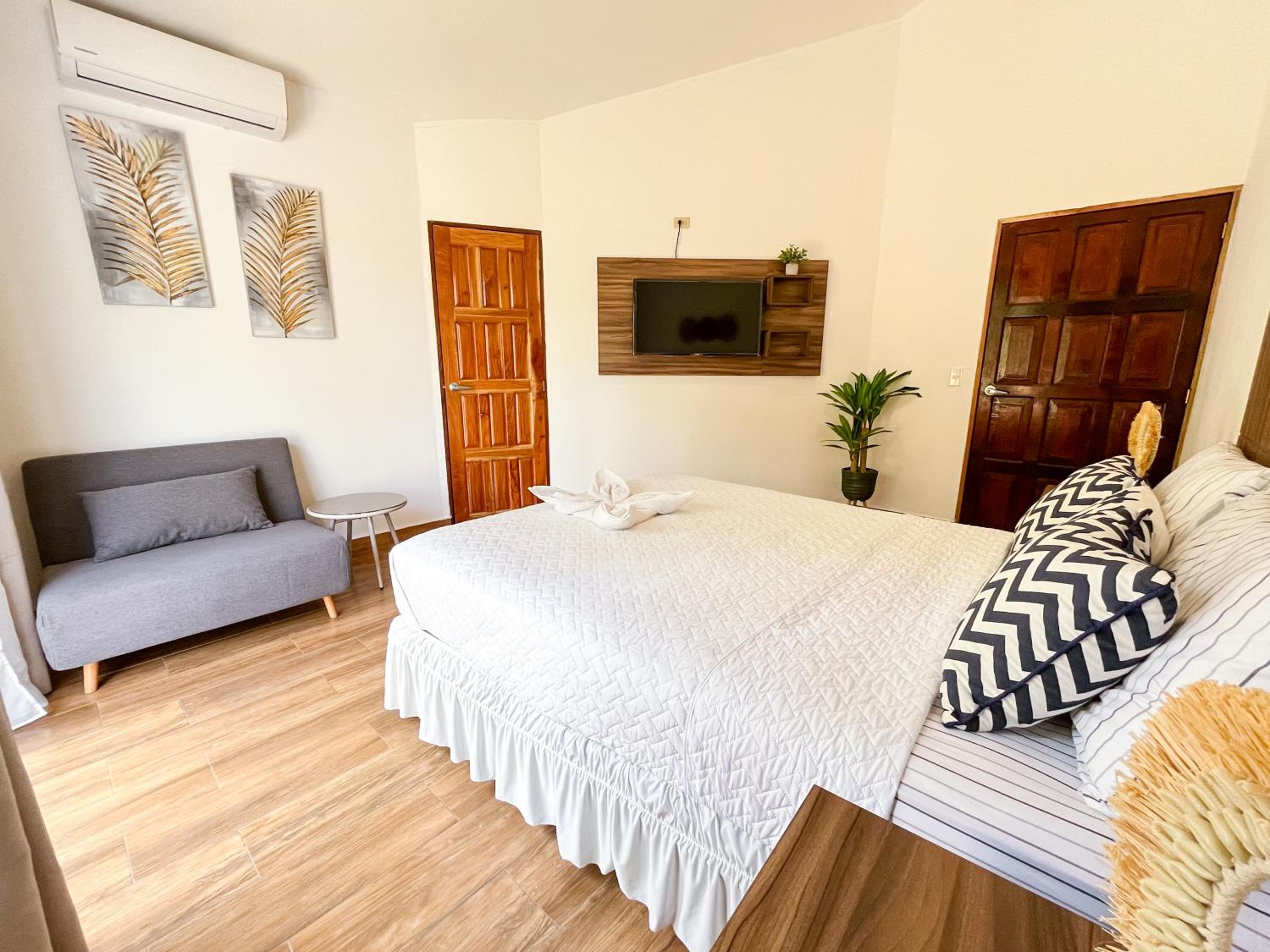Basic Triple Room