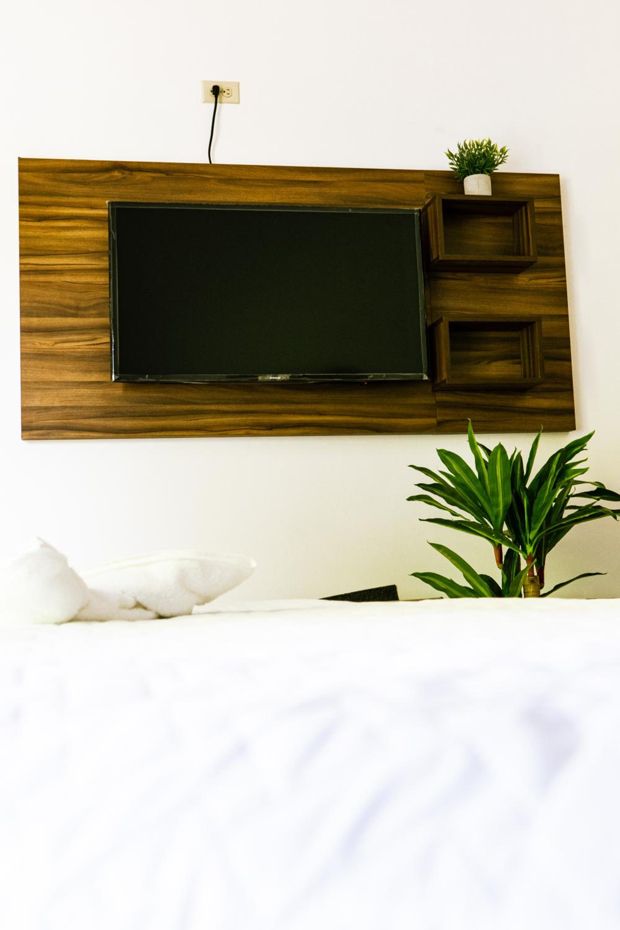 Basic Triple Room photo 2