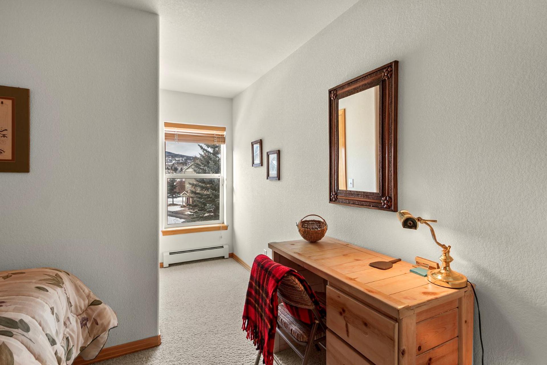 Three-Bedroom Townhouse photo 2