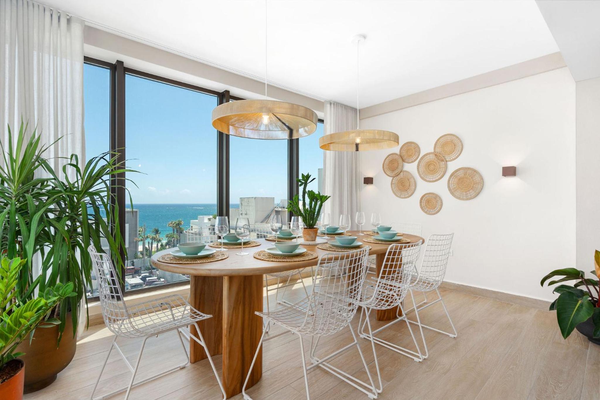 Two Bedroom Penthouse - Photo 5