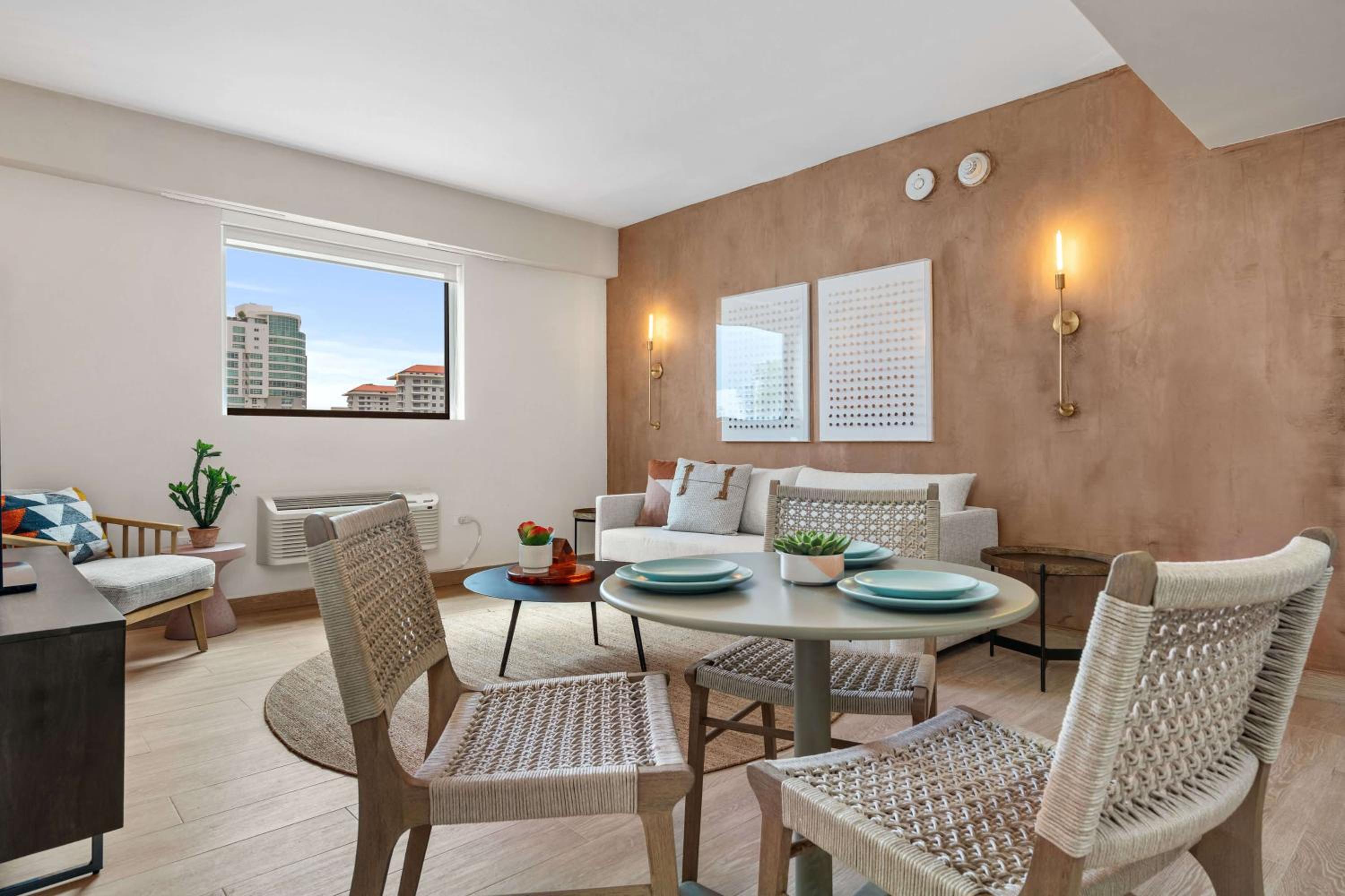 1 Bedroom Apartment - Photo 8