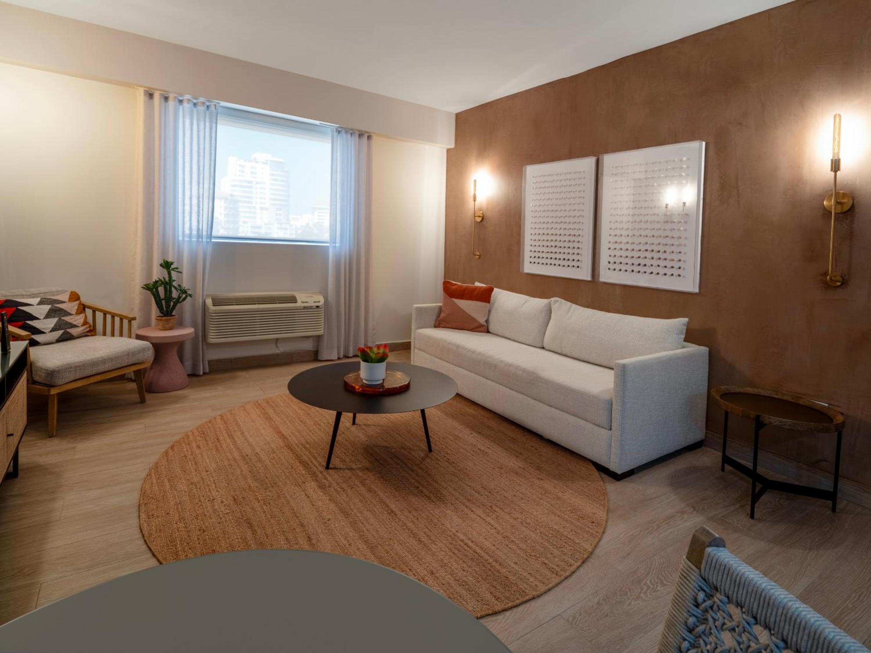 1 Bedroom Apartment - Photo 7