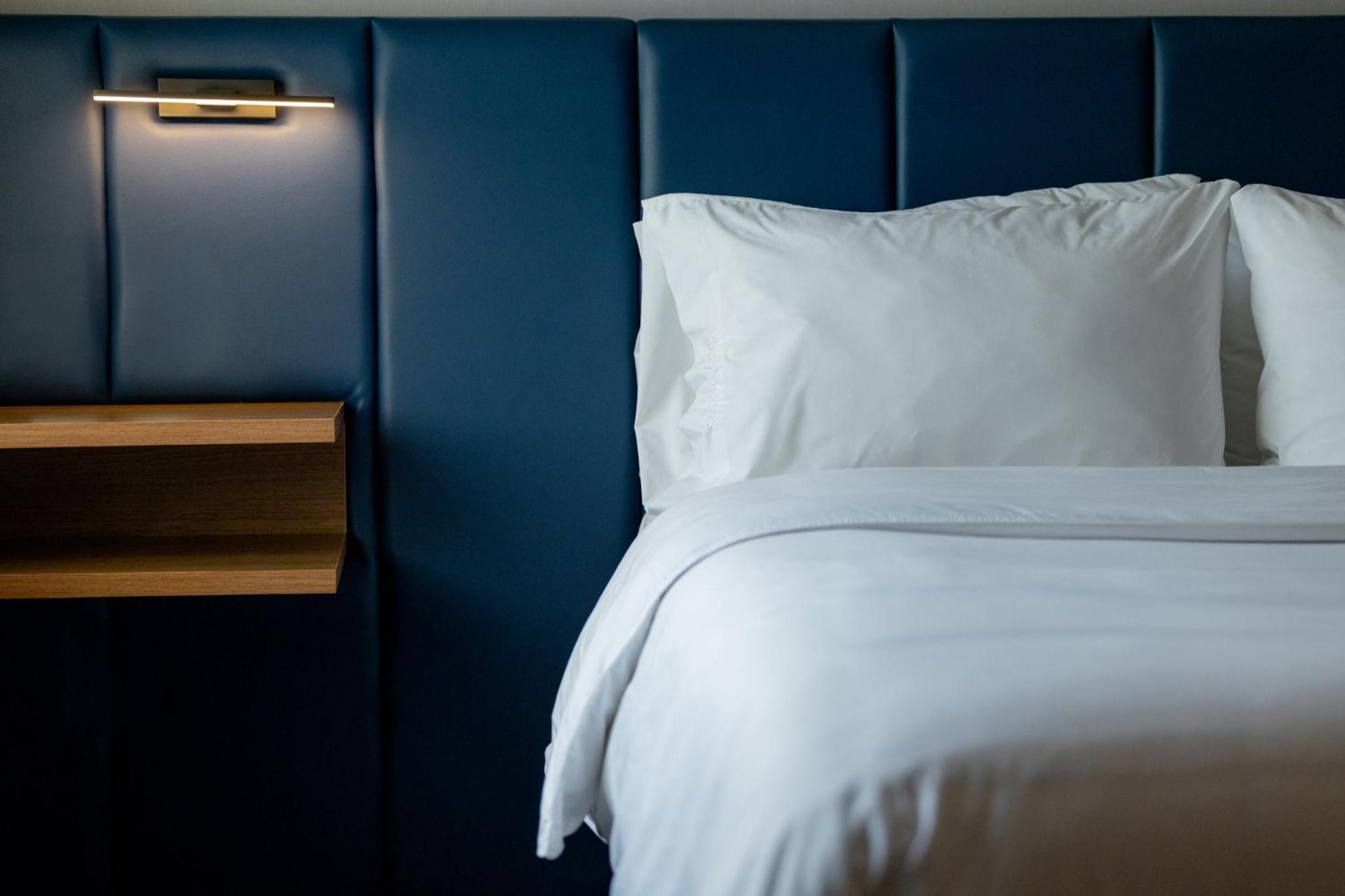 One-Bedroom Suite With Two Double Beds - Photo 5