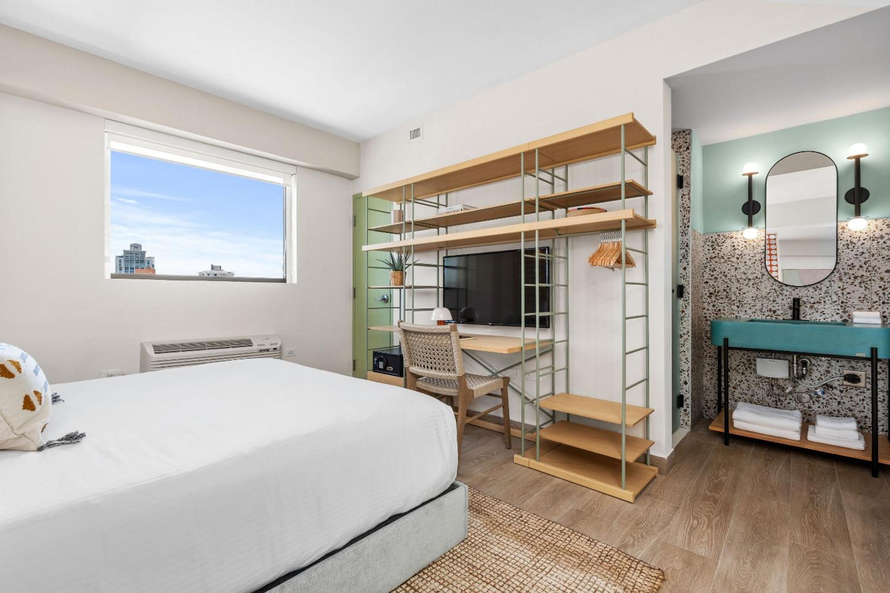 Studio Suite Plus - Photo 3