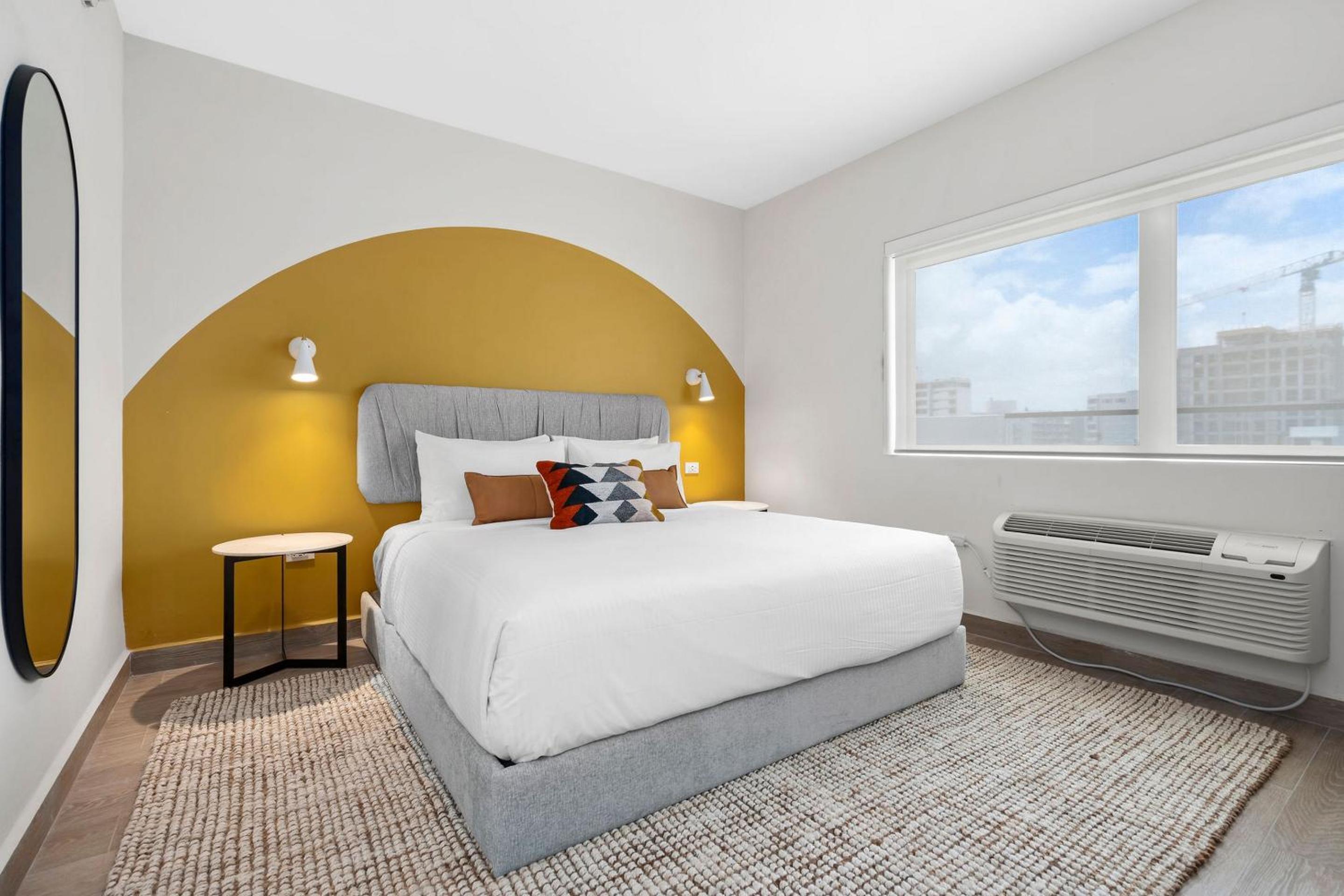 Two Bedroom Penthouse - Photo 9