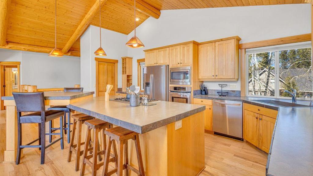Three-Bedroom Holiday Home  photo 1