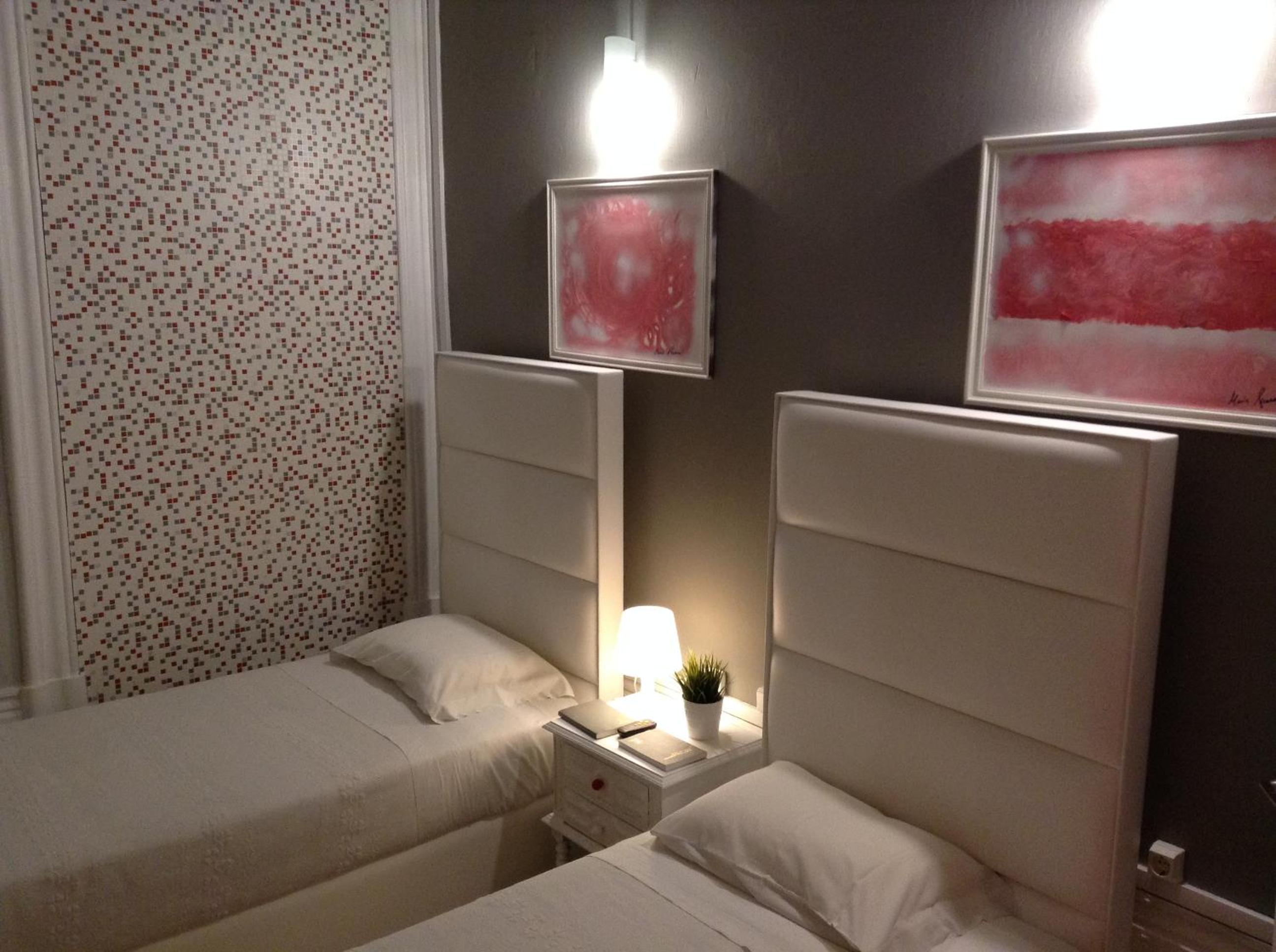 Double or Twin Room - Photo 1