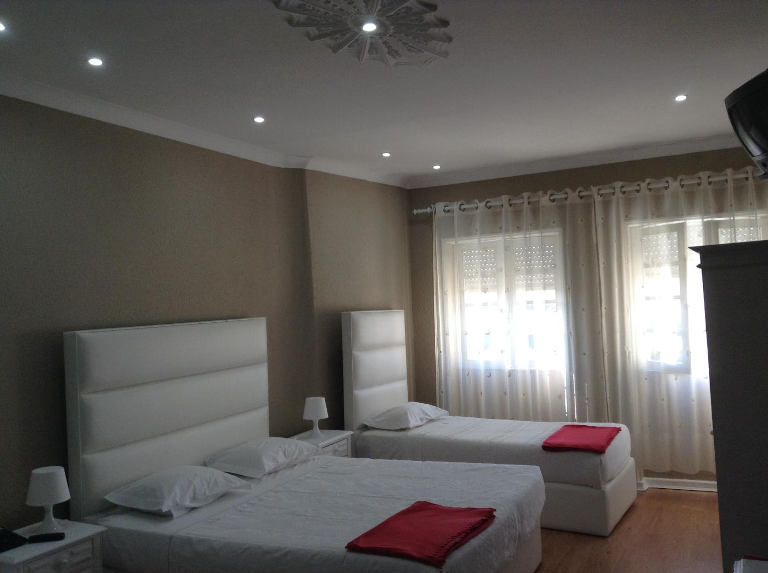 Family Room - Photo 3