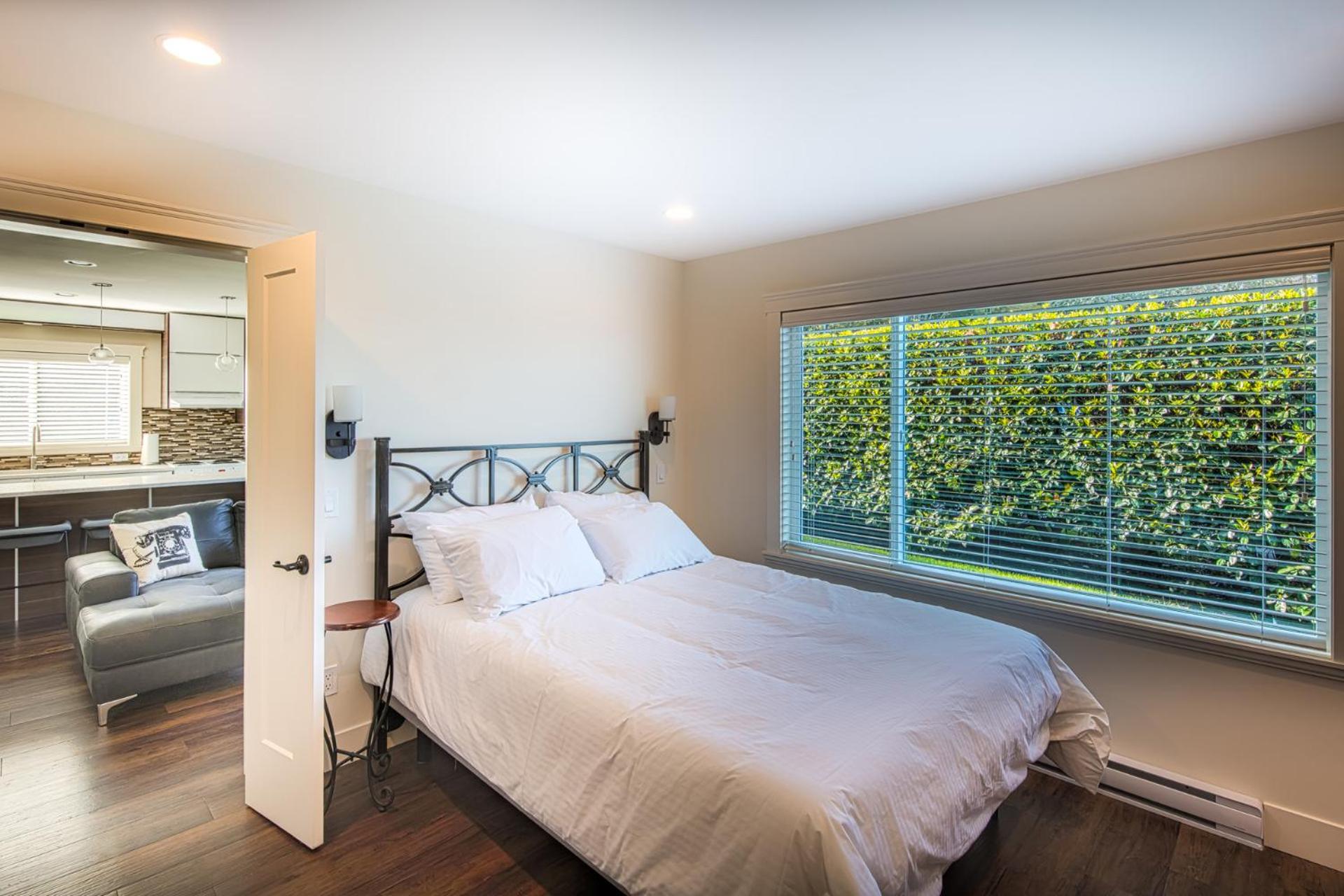 Suite with Garden View