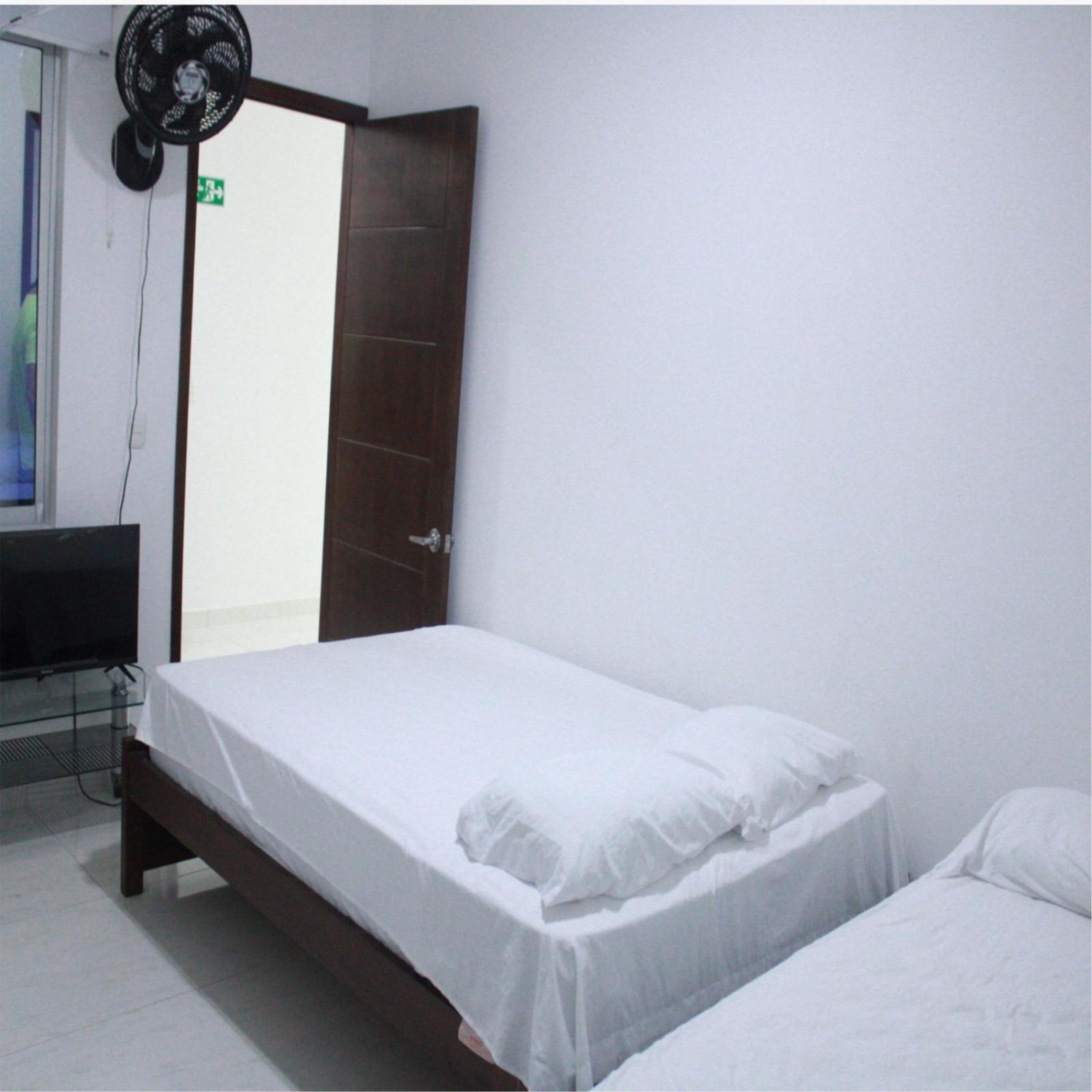 Double Room With Private Bathroom photo 2