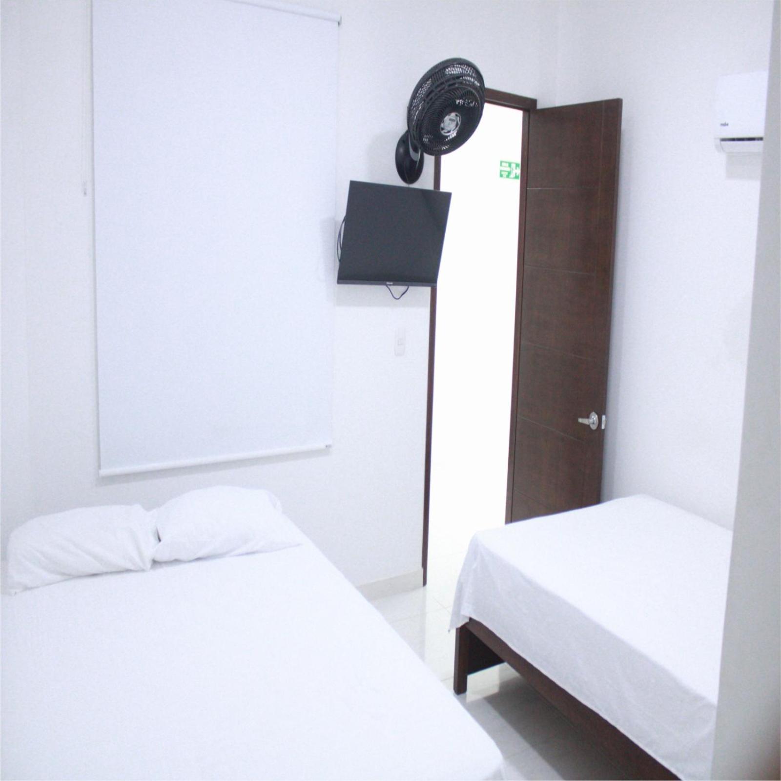 Double Room With Private Bathroom photo 1
