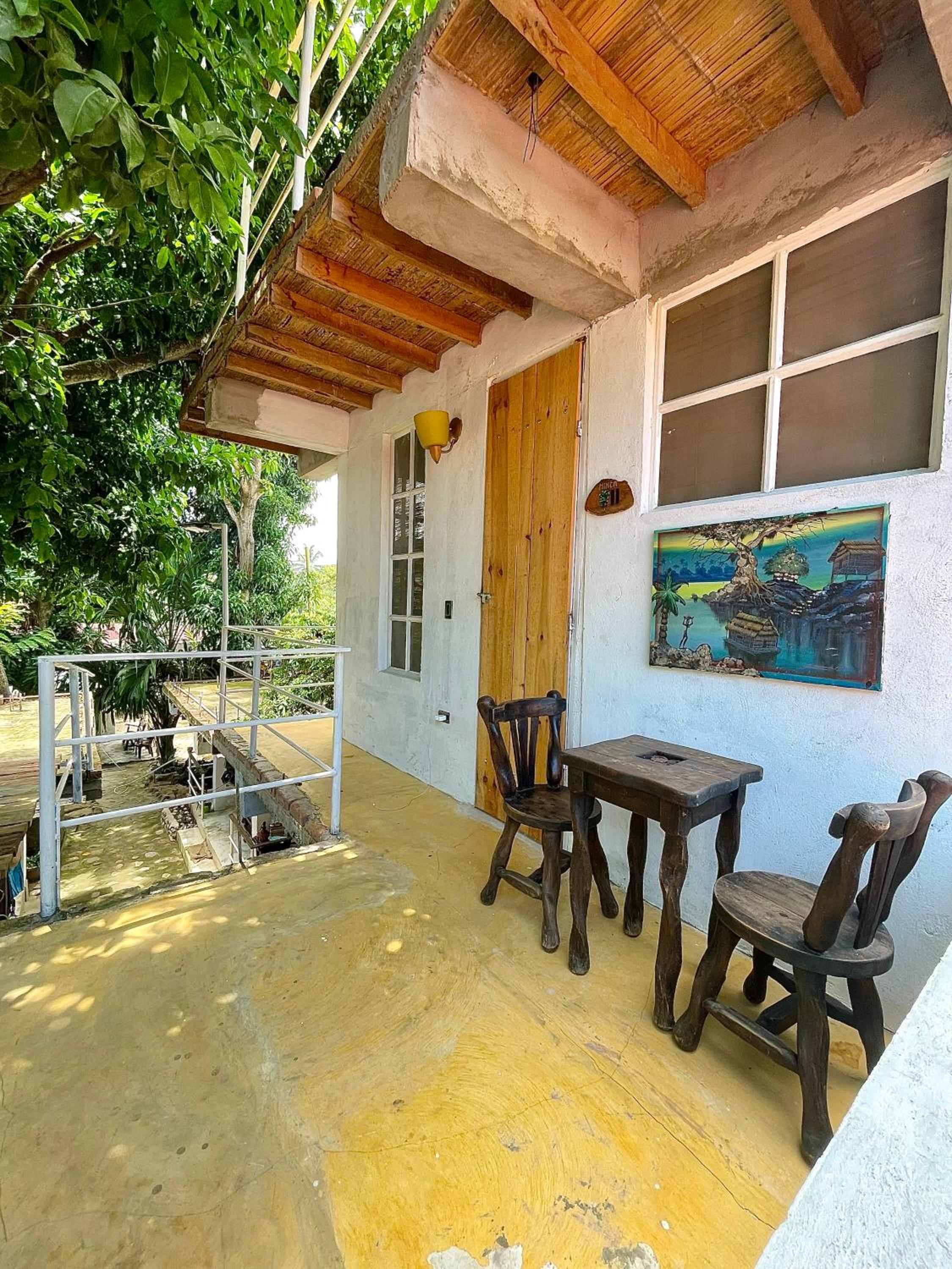 Deluxe Double Room with Balcony photo 3