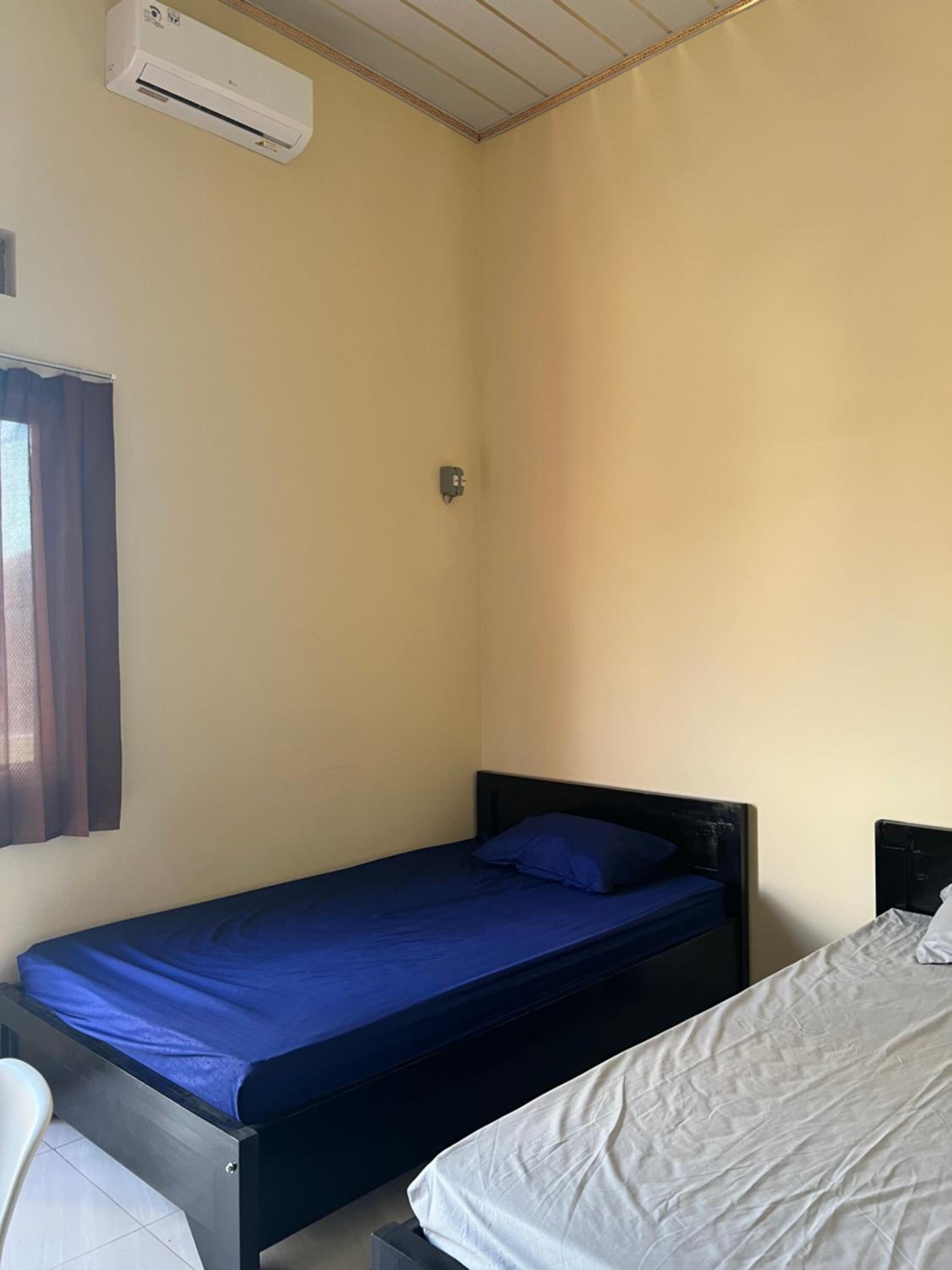 Single Bed in Dormitory Room photo 1