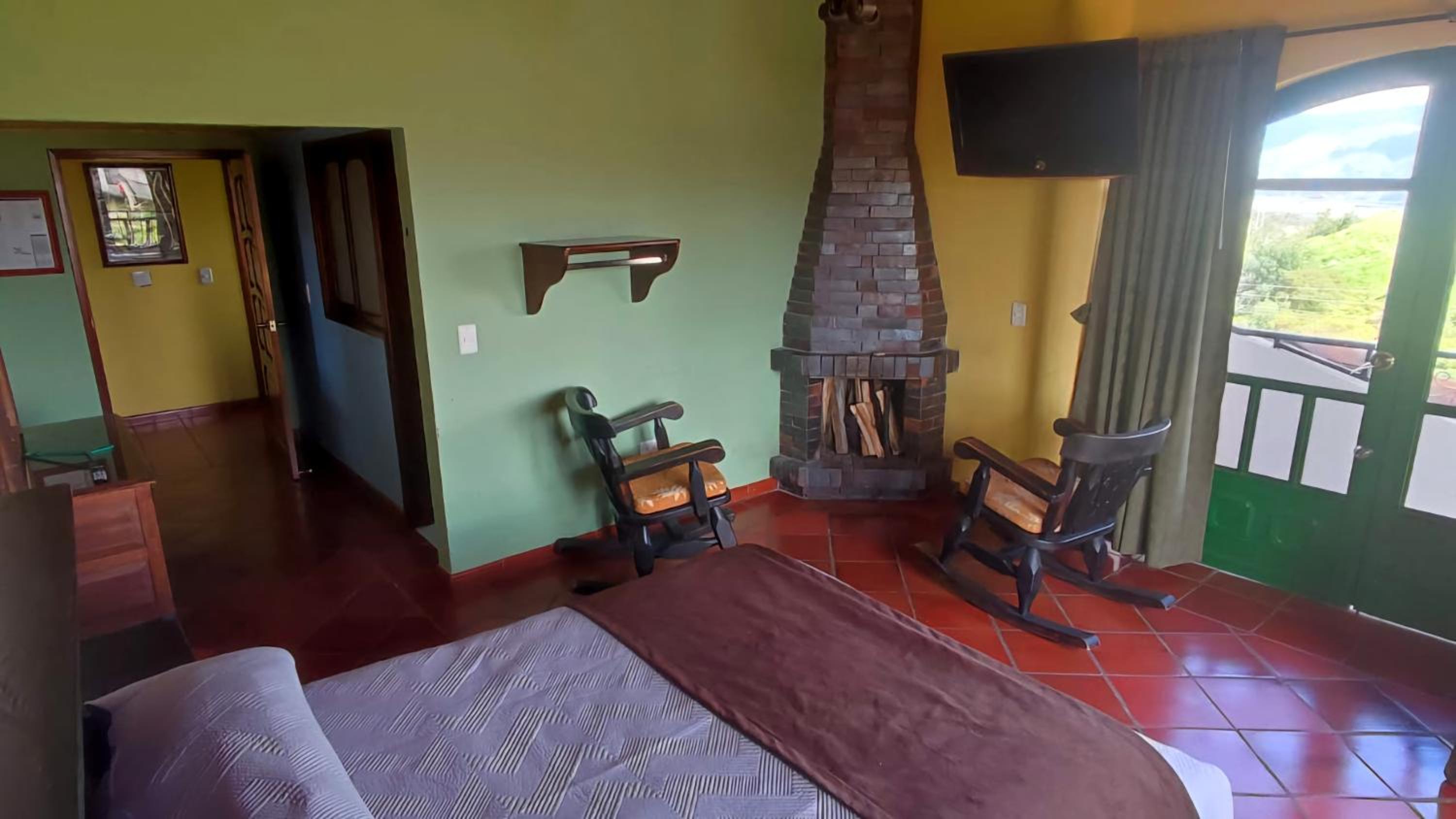 Deluxe Double Room photo 2