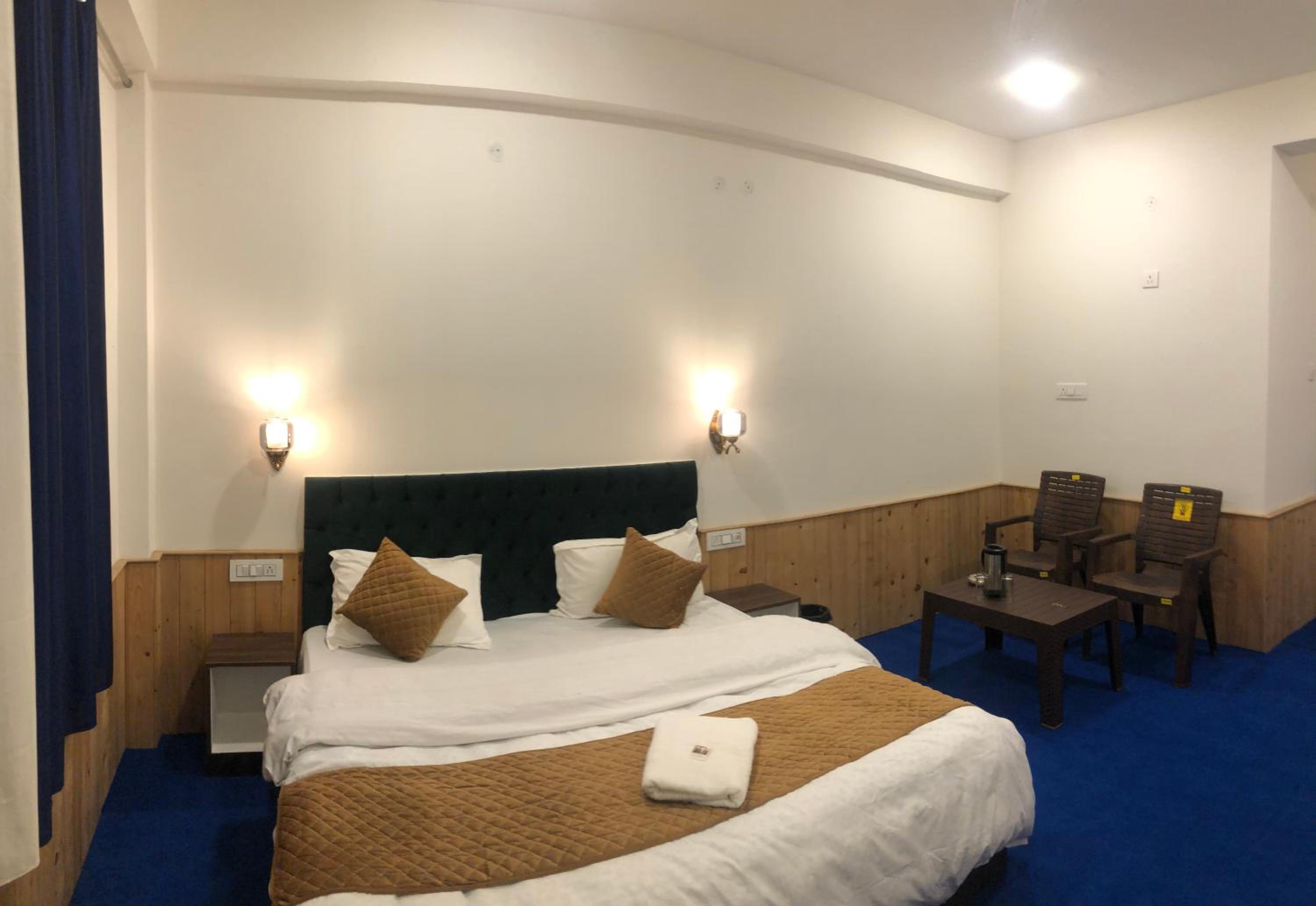 Deluxe Double Room With Balcony photo 1