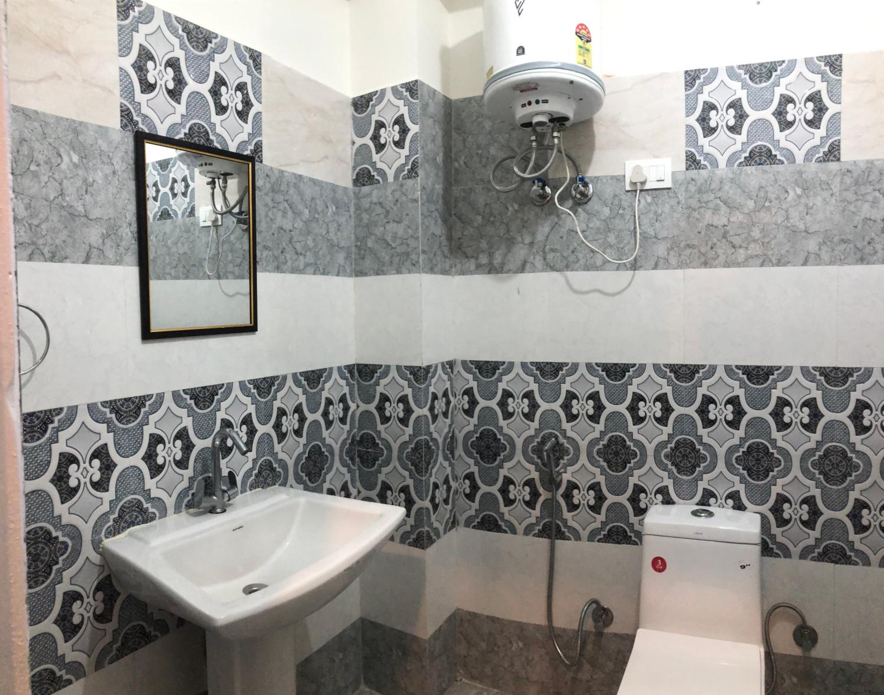 Deluxe Double Room With Balcony photo 2