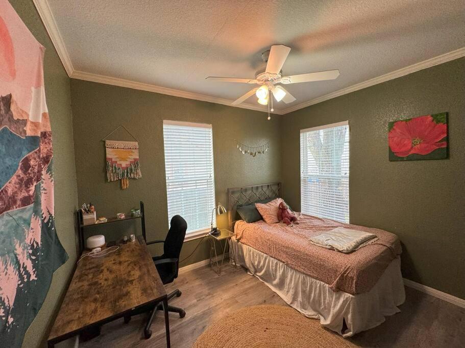 Three-Bedroom Home photo 1