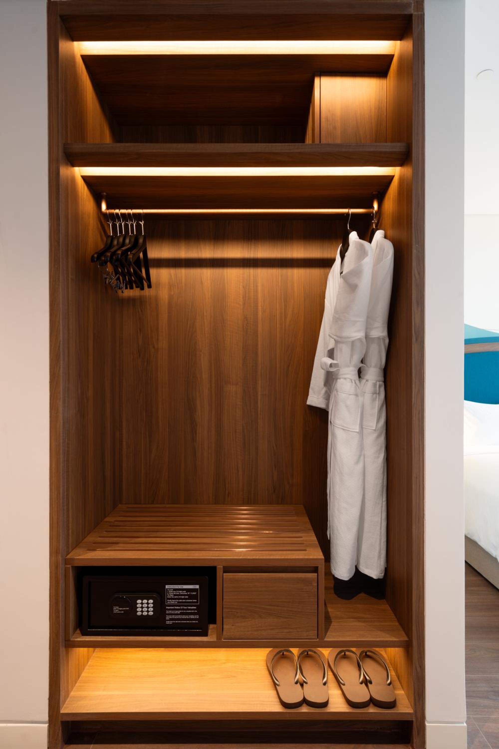 Premium Twin Sea View - Photo 4