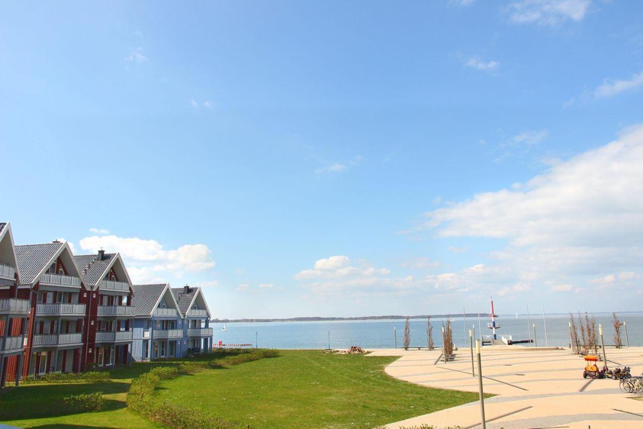 Apartment with Lake View photo 3