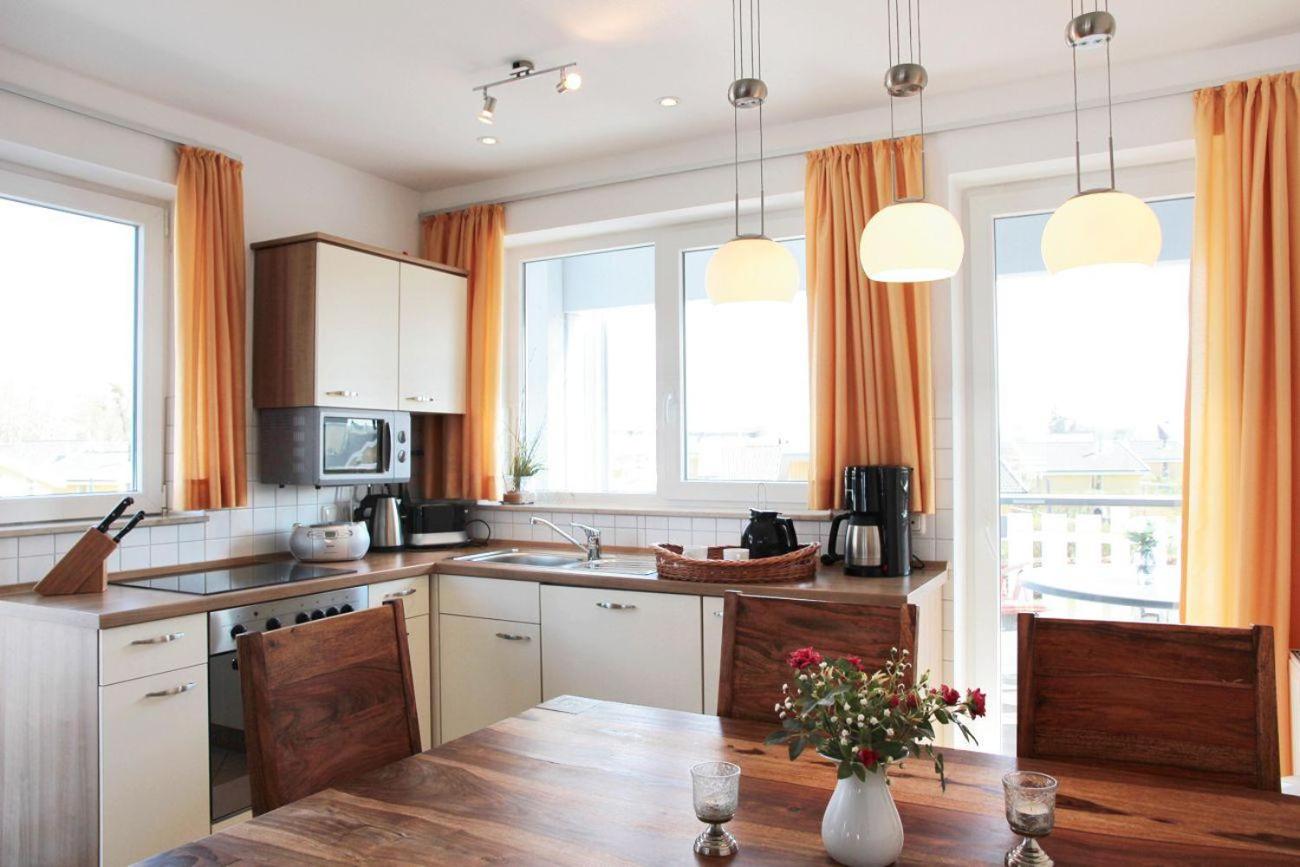 Apartment with Lake View photo 3
