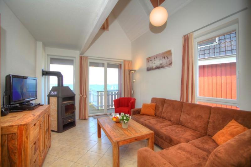 Apartment with Lake View photo 1