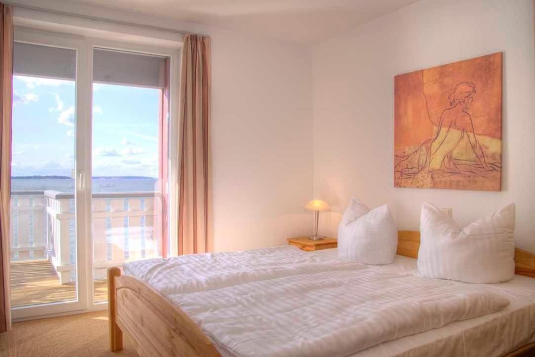 Apartment with Lake View photo 1
