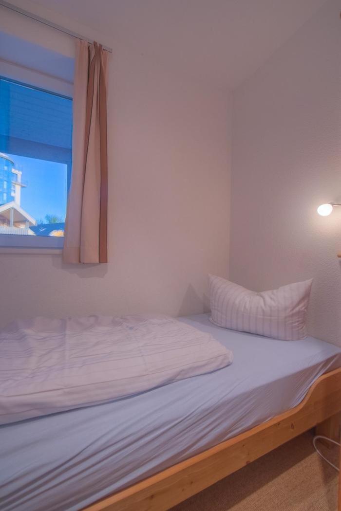 Apartment with Lake View photo 3