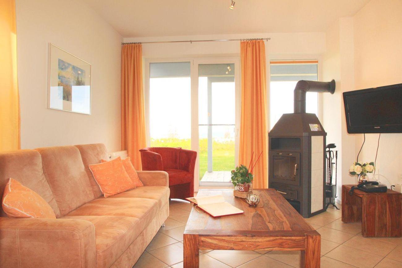 Apartment with Lake View photo 1