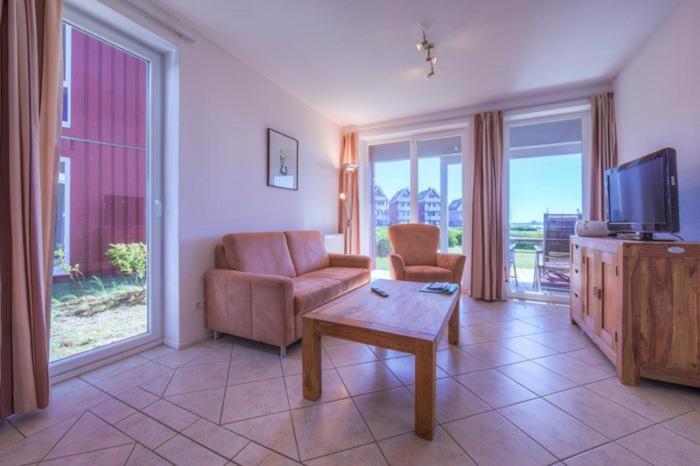Apartment with Lake View photo 1