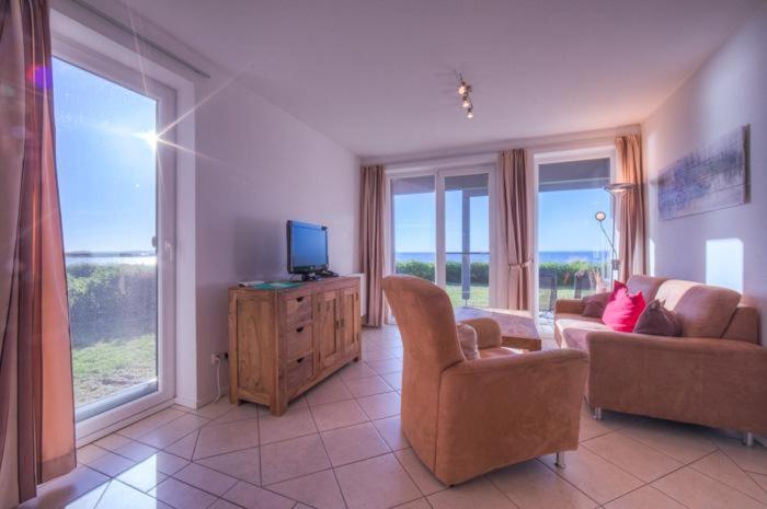 Apartment with Lake View photo 1