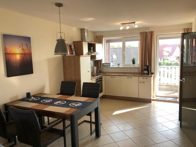 Apartment with Lake View photo 2