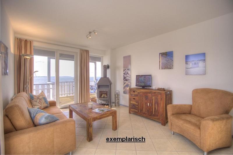 Apartment with Lake View photo 2