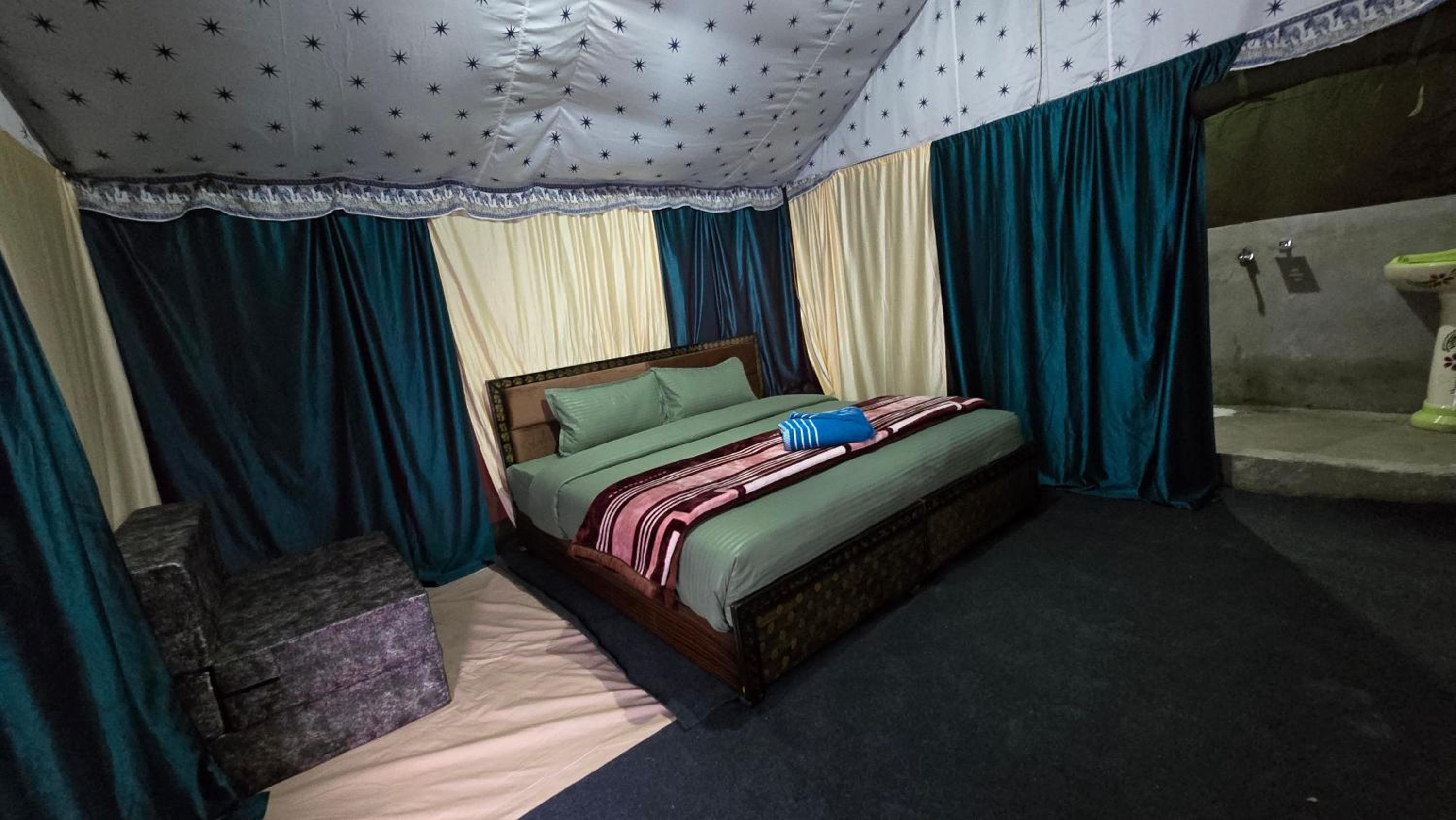 Tent photo 1