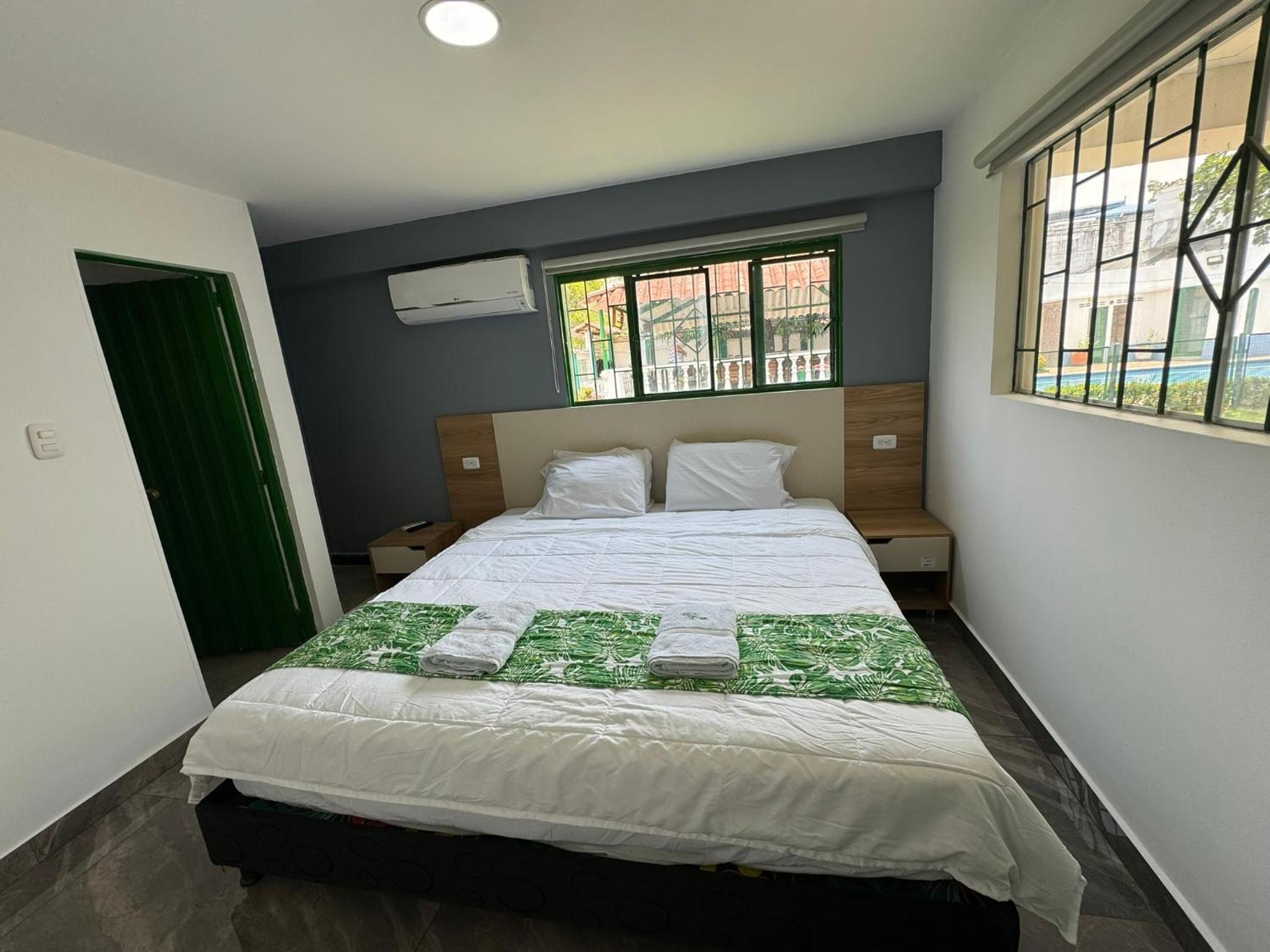 Deluxe King Room photo 1