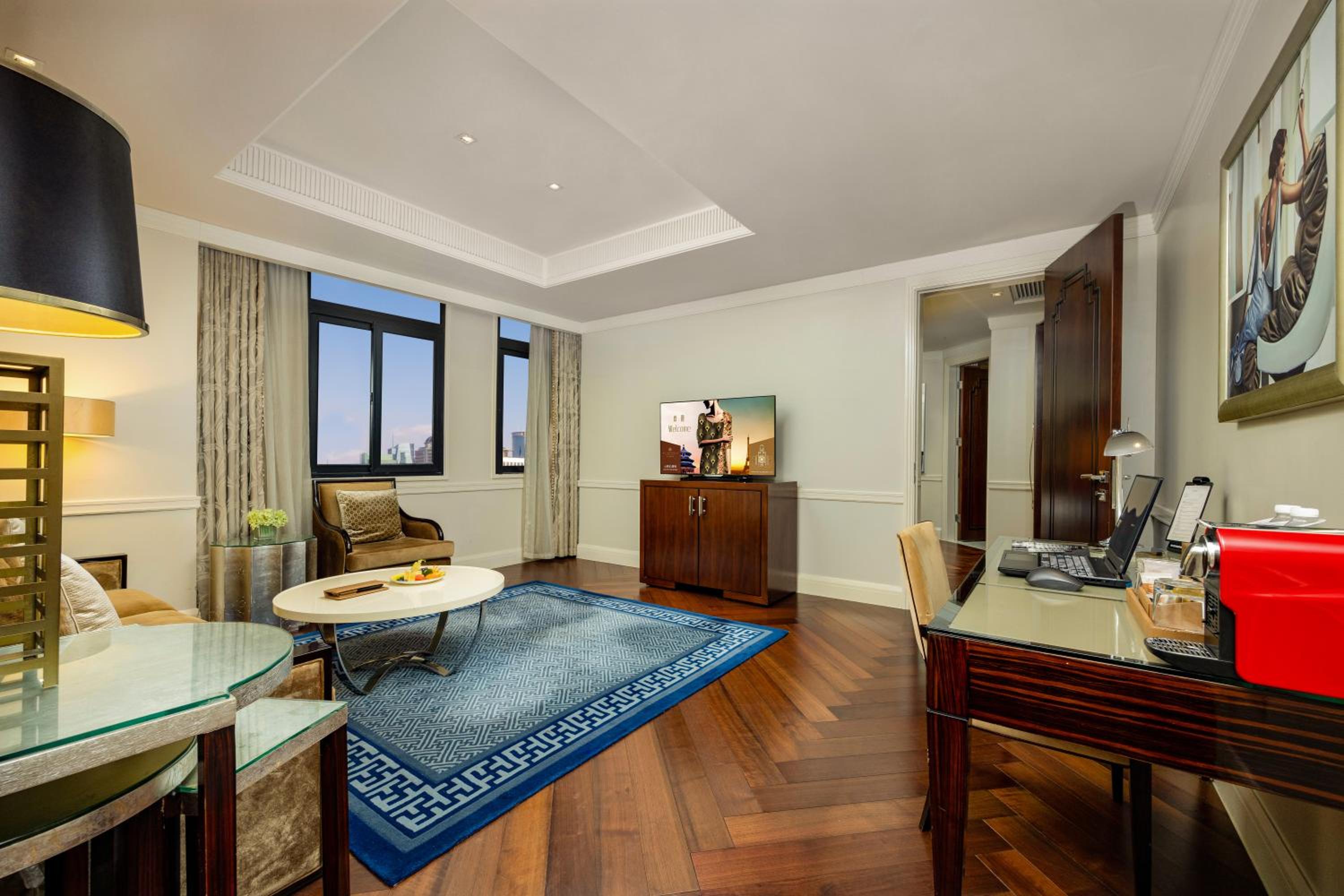 Ultra Sassy Double Suite photo 3