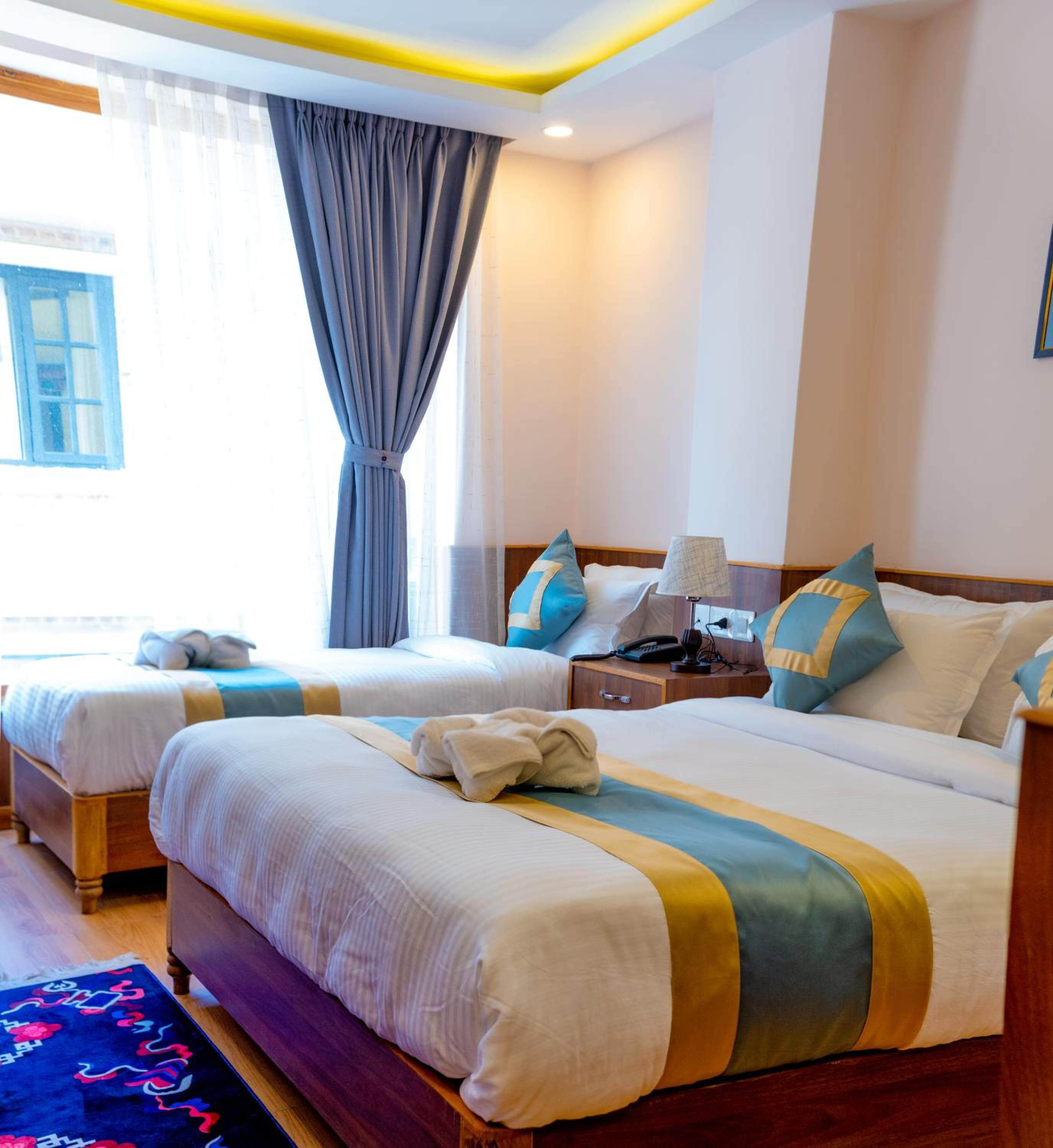 Deluxe Family Room