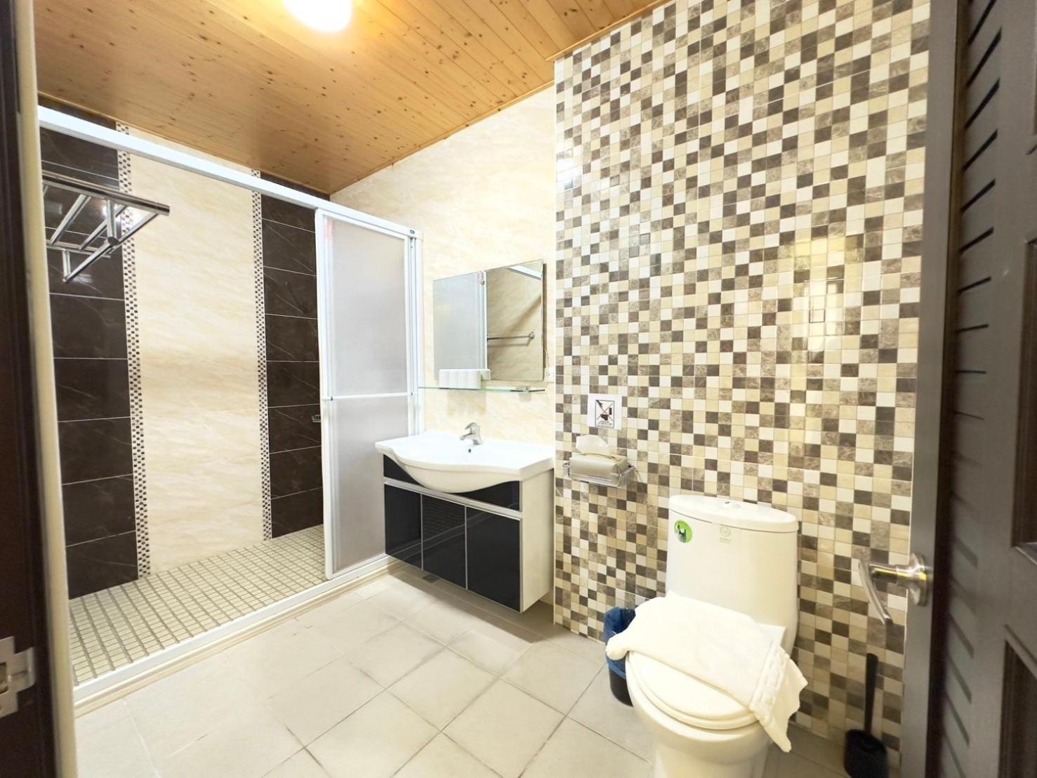 Classic Quadruple Room photo 2