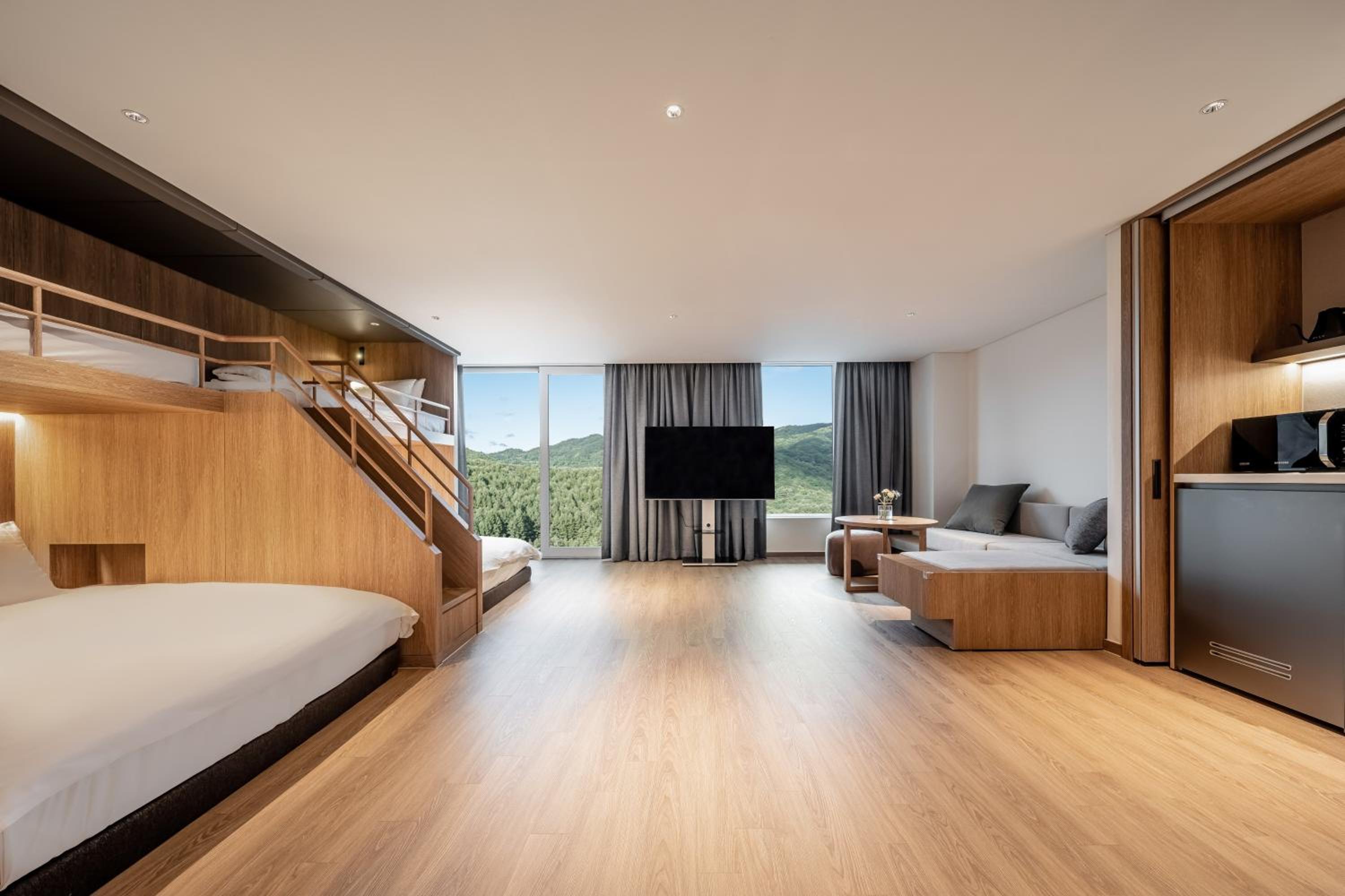 Sky Suite Bunker