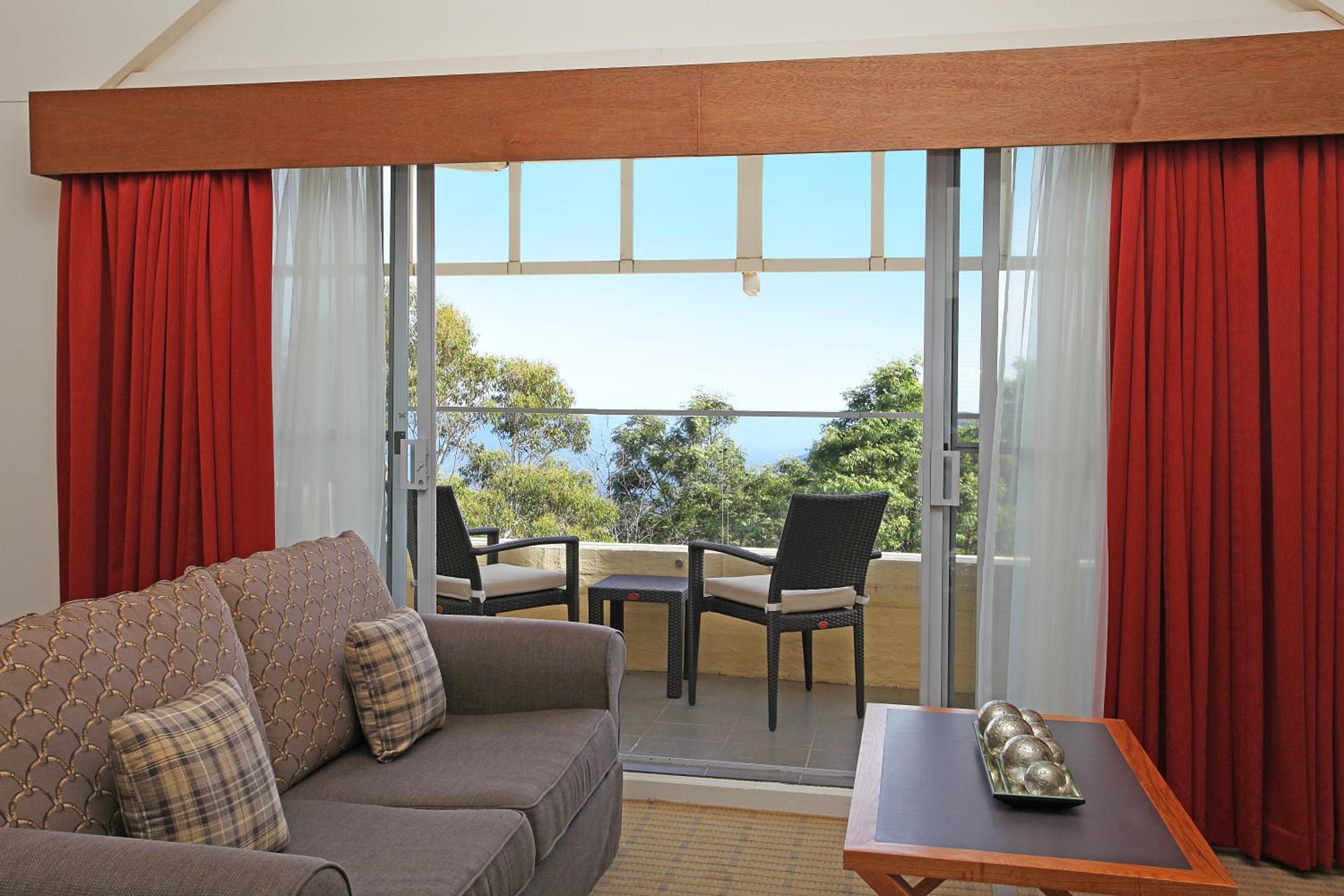 Luxury Suite with One King Bed - Photo 11