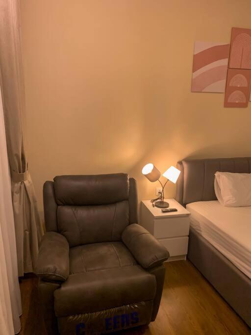 One-Bedroom Apartment photo 1