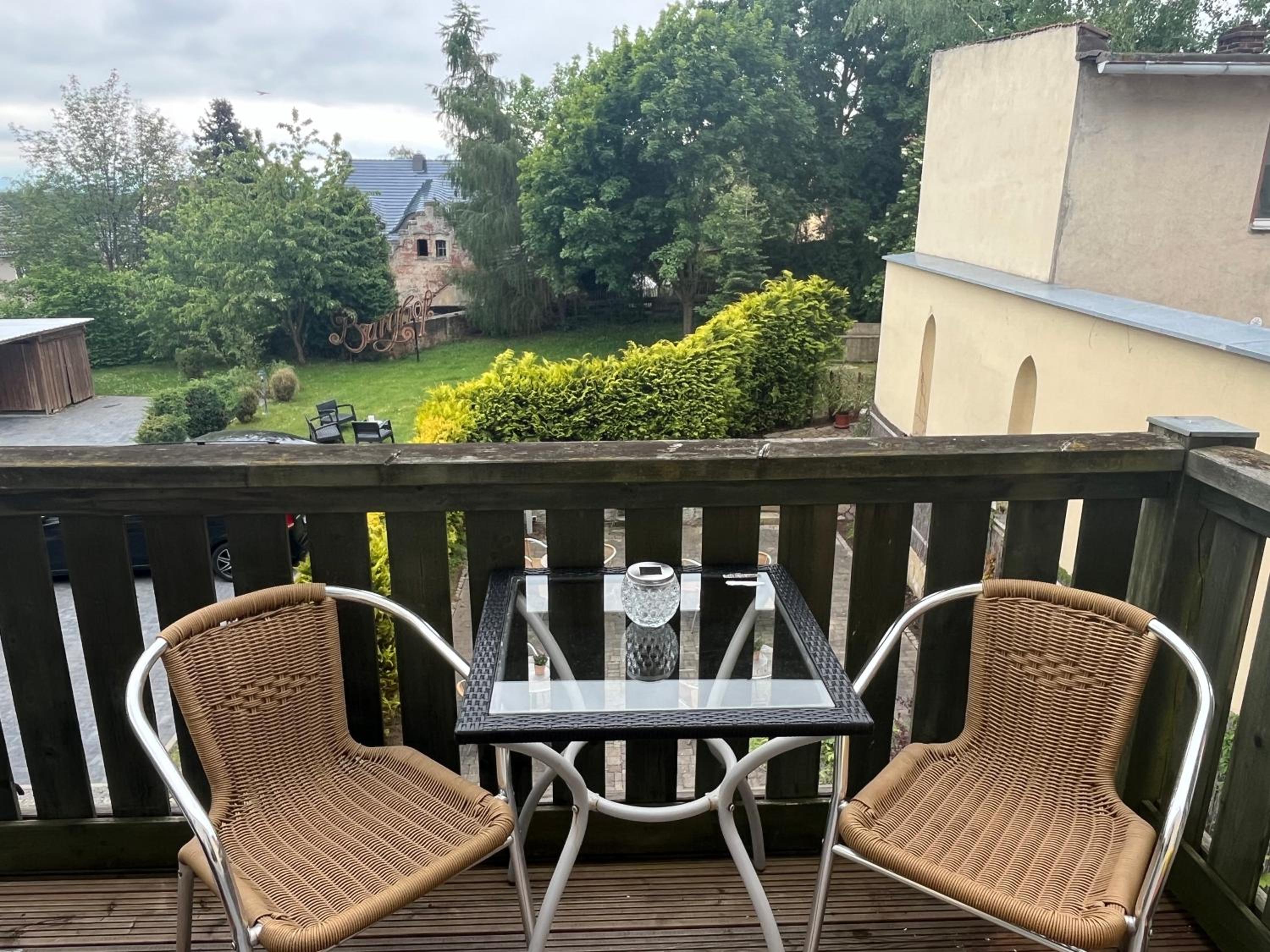 Double Room with Balcony - Photo 3