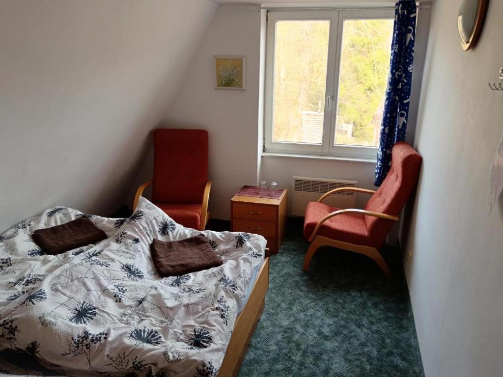 Double or Twin Room with Shared Bathroom
