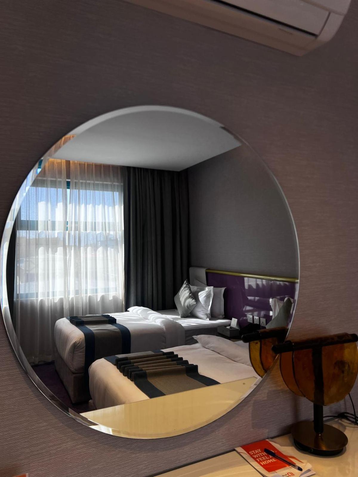 Twin Room with Shared Toilet photo 1
