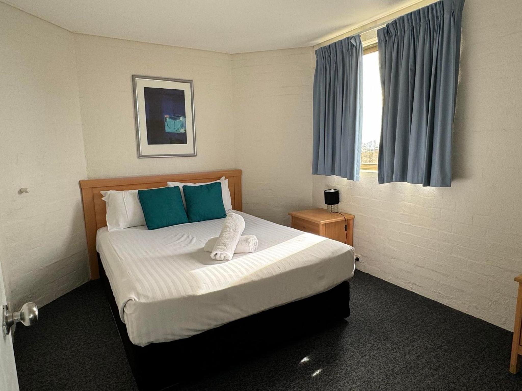 Two Bedroom Suite with Free Wifi and Parking photo 3