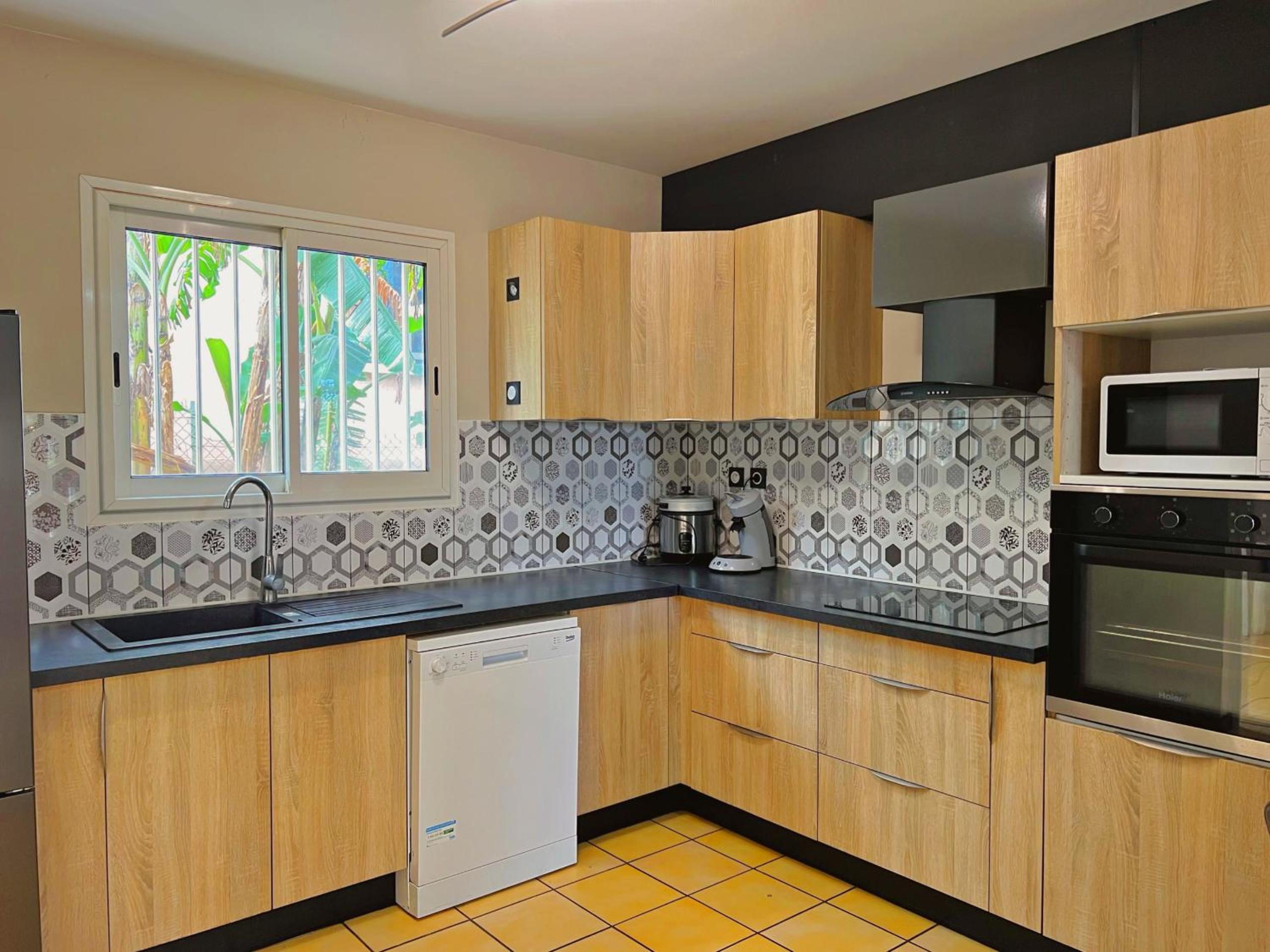 Villa photo 3