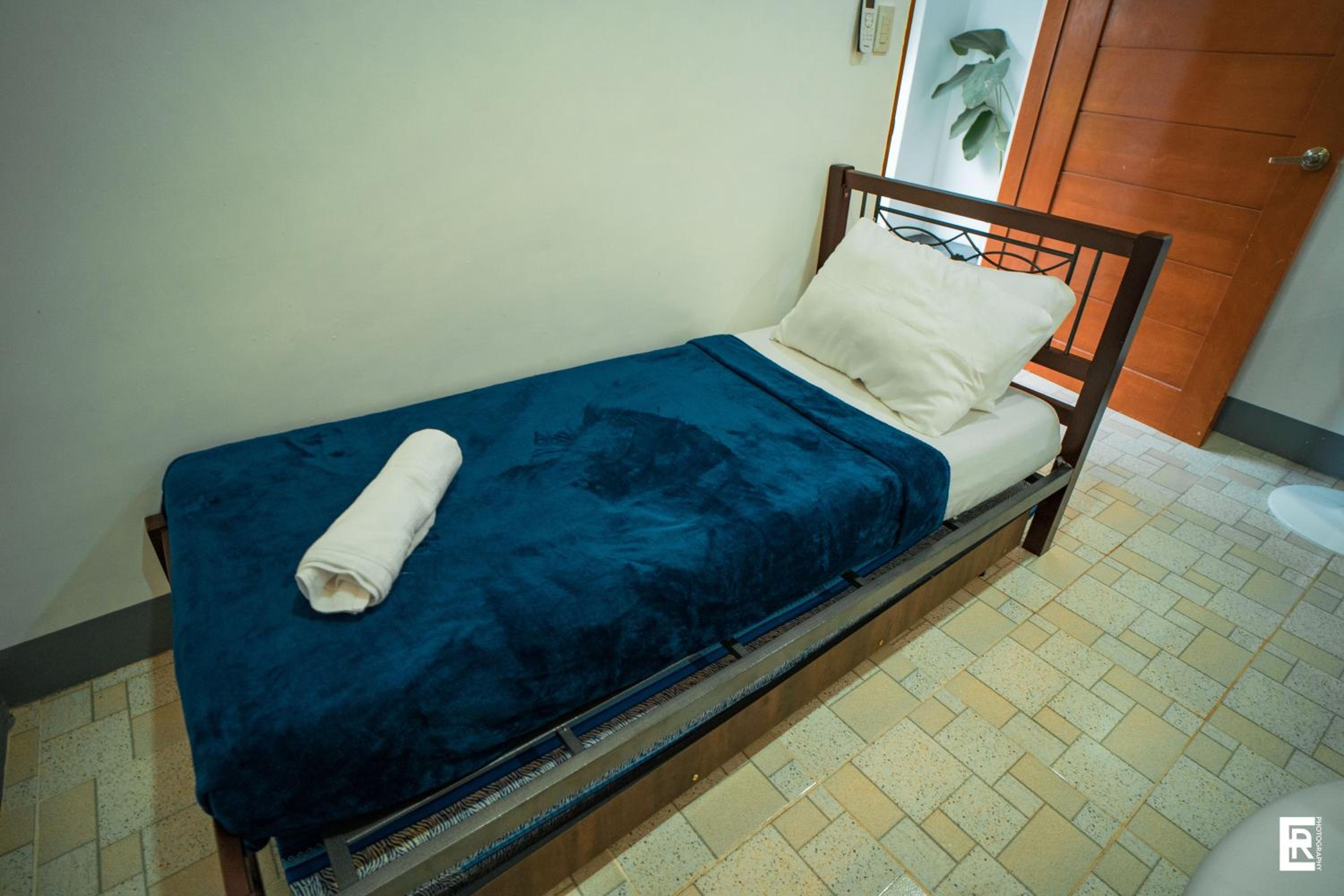 Triple Room - Disability Access - Photo 5