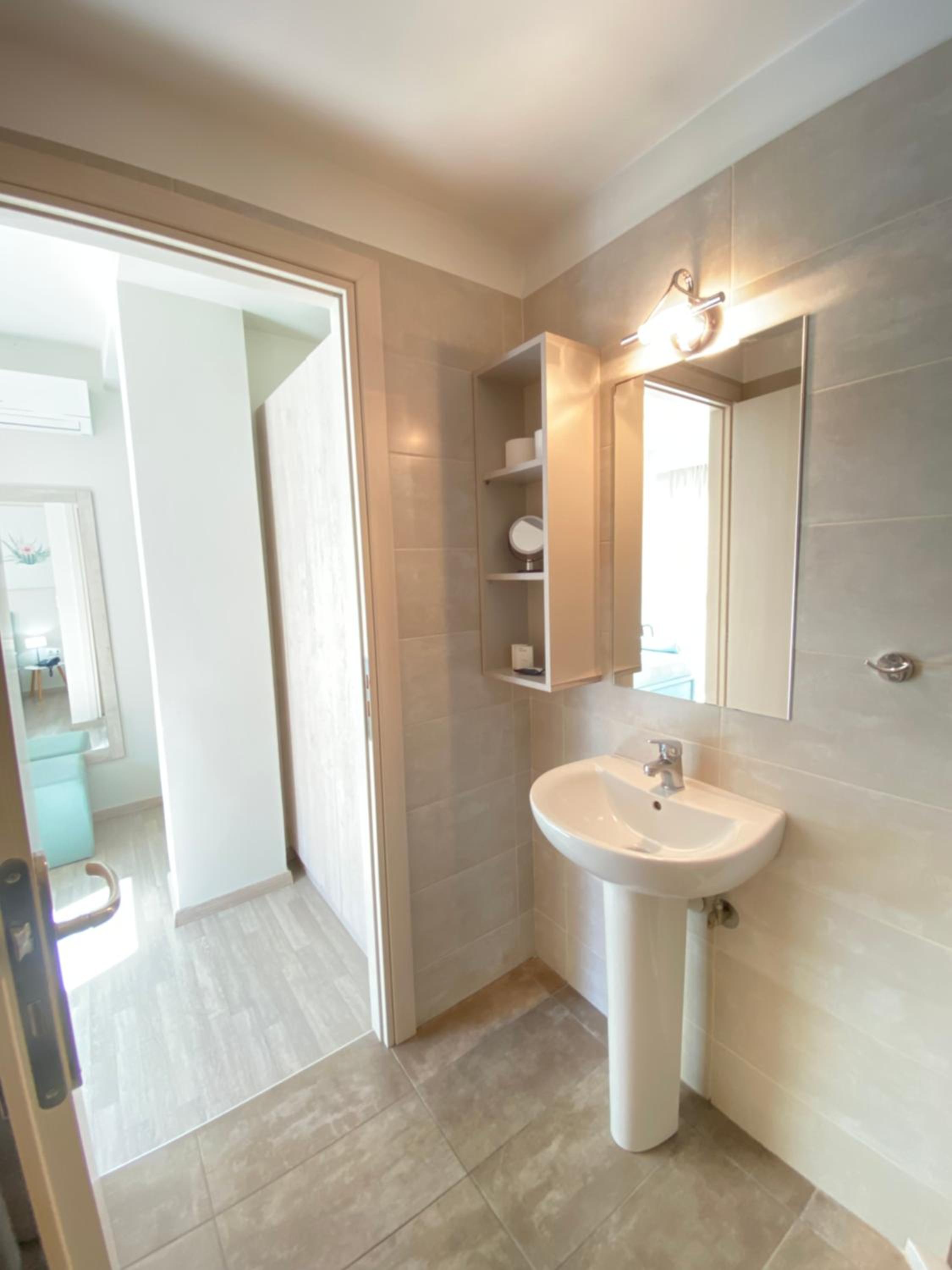Queen Suite photo 2